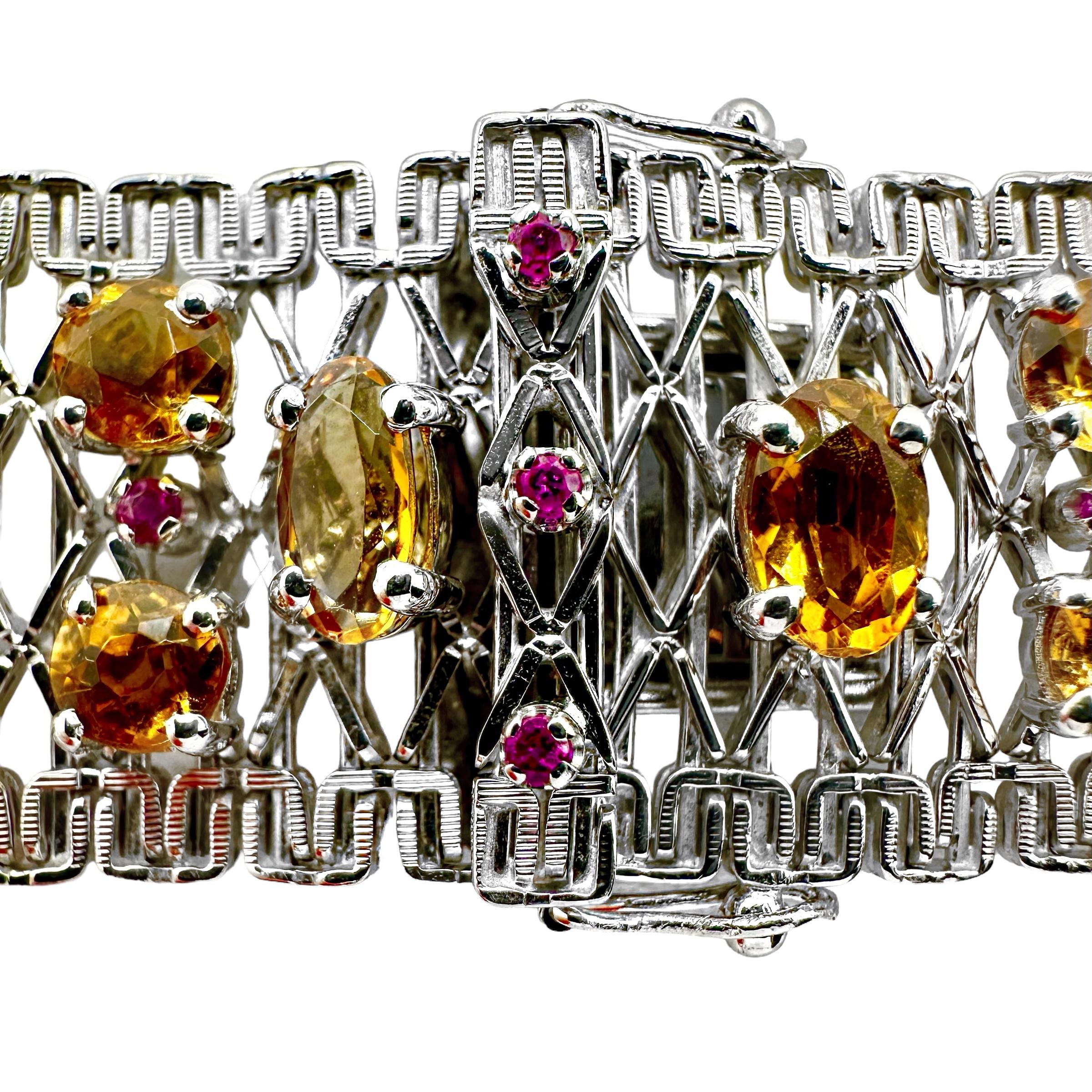 Unoaerre Pulsera de Oro Blanco de 18 K con Topacio Imperial y Rubíes en venta 2