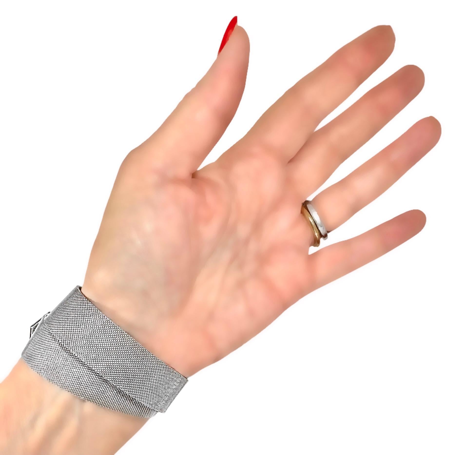 Unoaerre 18K Weißgold Mesh Double Wrap-Armband mit Diamantschnalle im Angebot 7