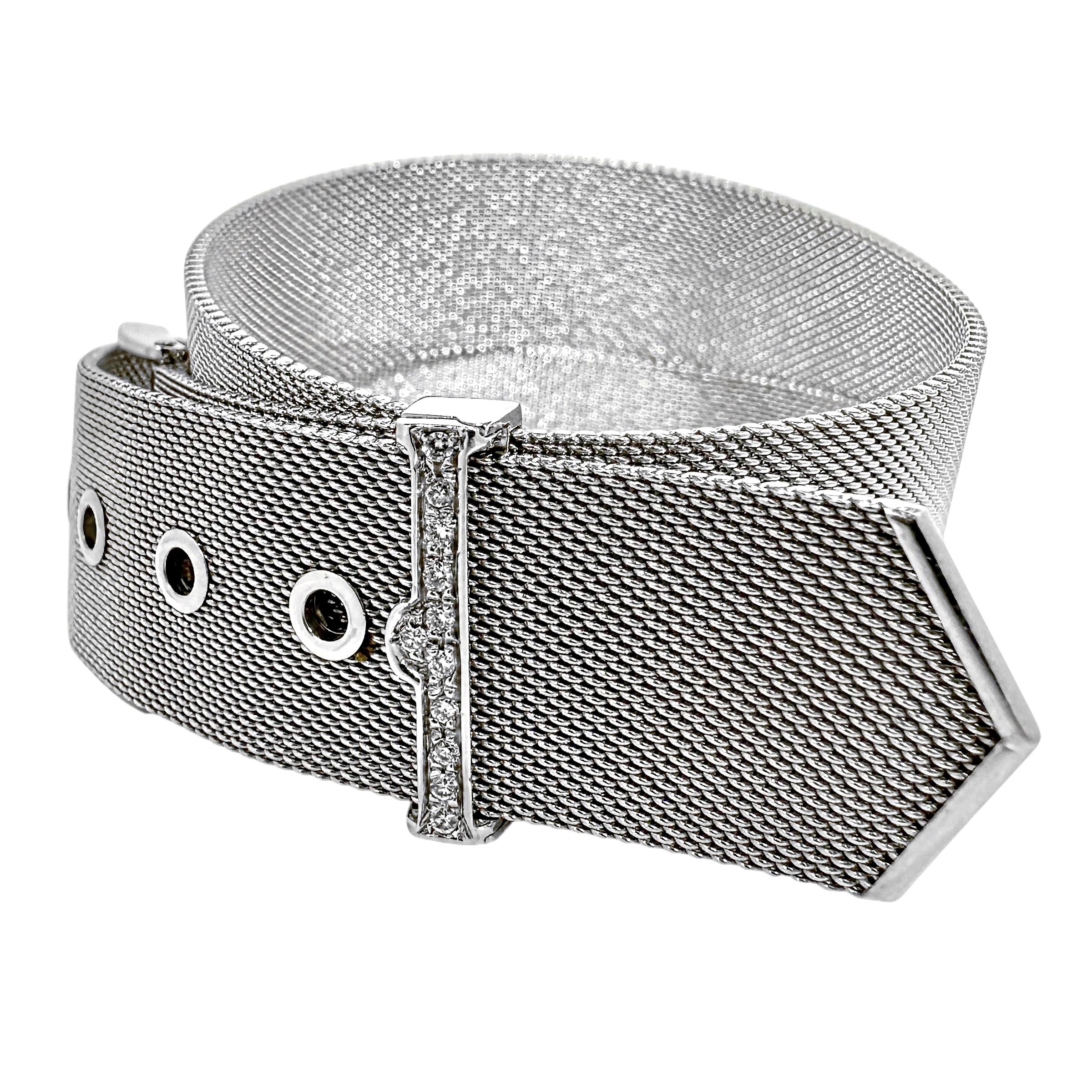 Unoaerre 18K Weißgold Mesh Double Wrap-Armband mit Diamantschnalle (Moderne) im Angebot
