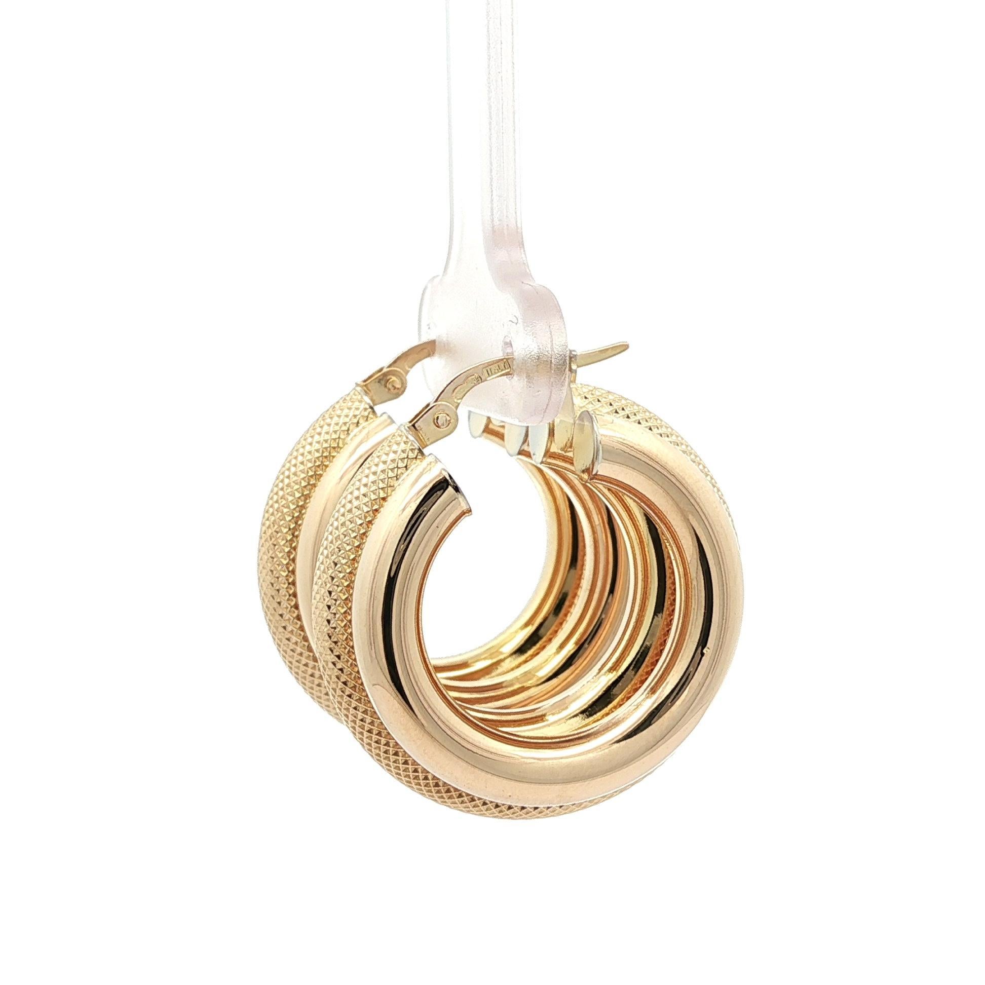 UnoAErre - Orecchini a cerchio in oro giallo 14k con tubo largo e testurizzato da 25mm in vendita 4