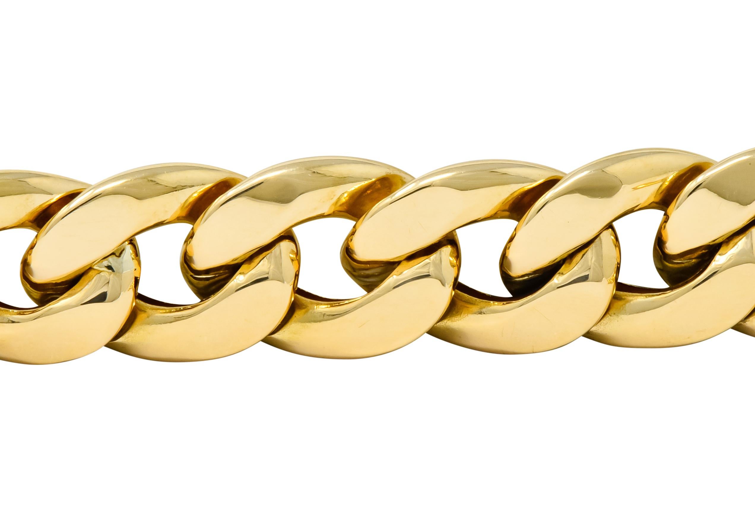 Contemporary Unoaerre Italian 18 Karat Yellow Gold Curb Link Bracelet