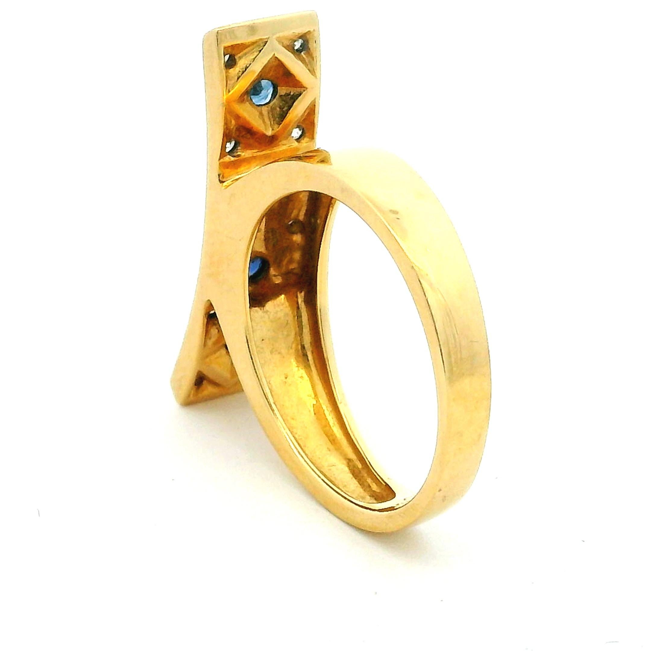 Anello modernista in oro 18 carati con zaffiro e diamante, UnoAErre, anni '80 in vendita 1