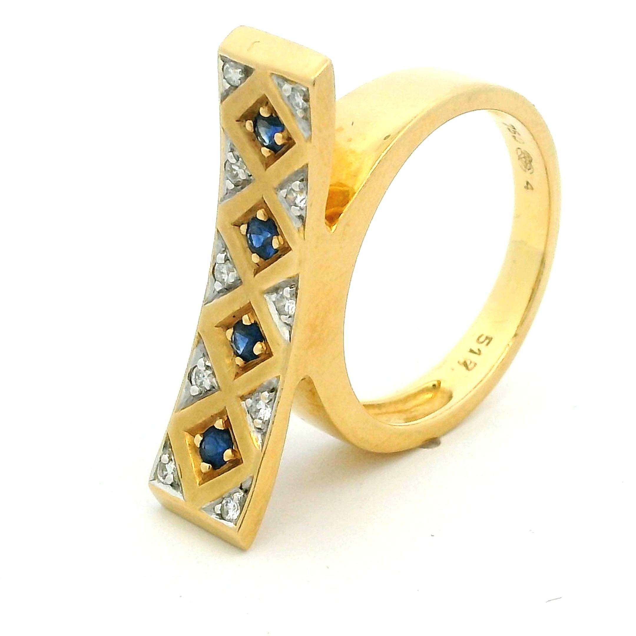 Anello modernista in oro 18 carati con zaffiro e diamante, UnoAErre, anni '80 in vendita 3