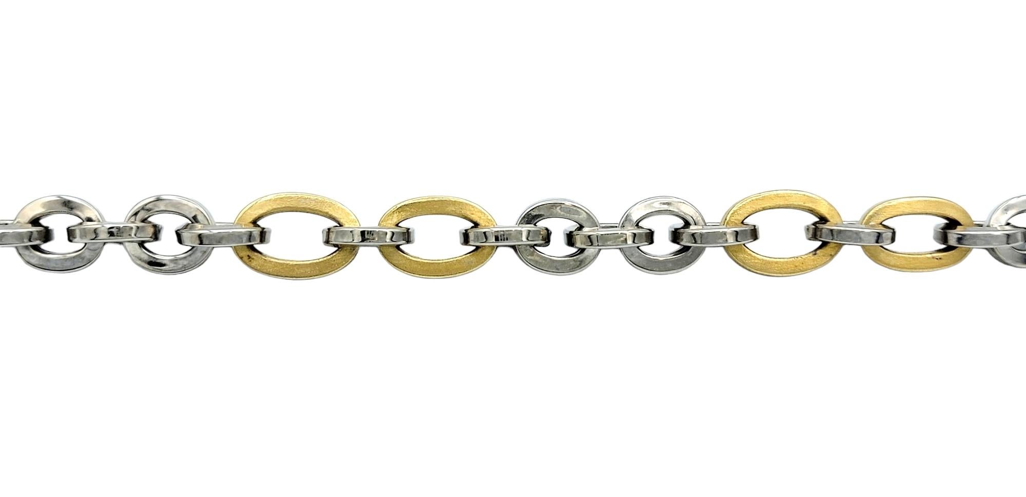 Women's or Men's Unoaerre Large Chunky Two-Tone Chain Link Bracelet in 18 Karat Gold For Sale