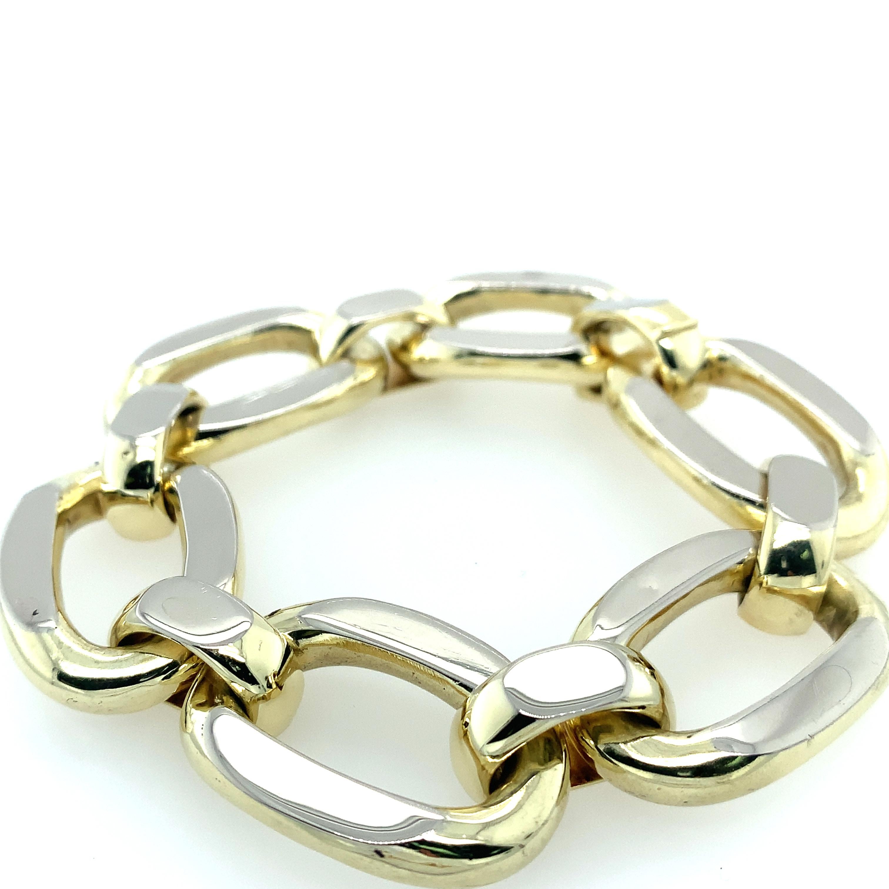 Modern UnoAErre Two Tone Oval Link Gold Bracelet