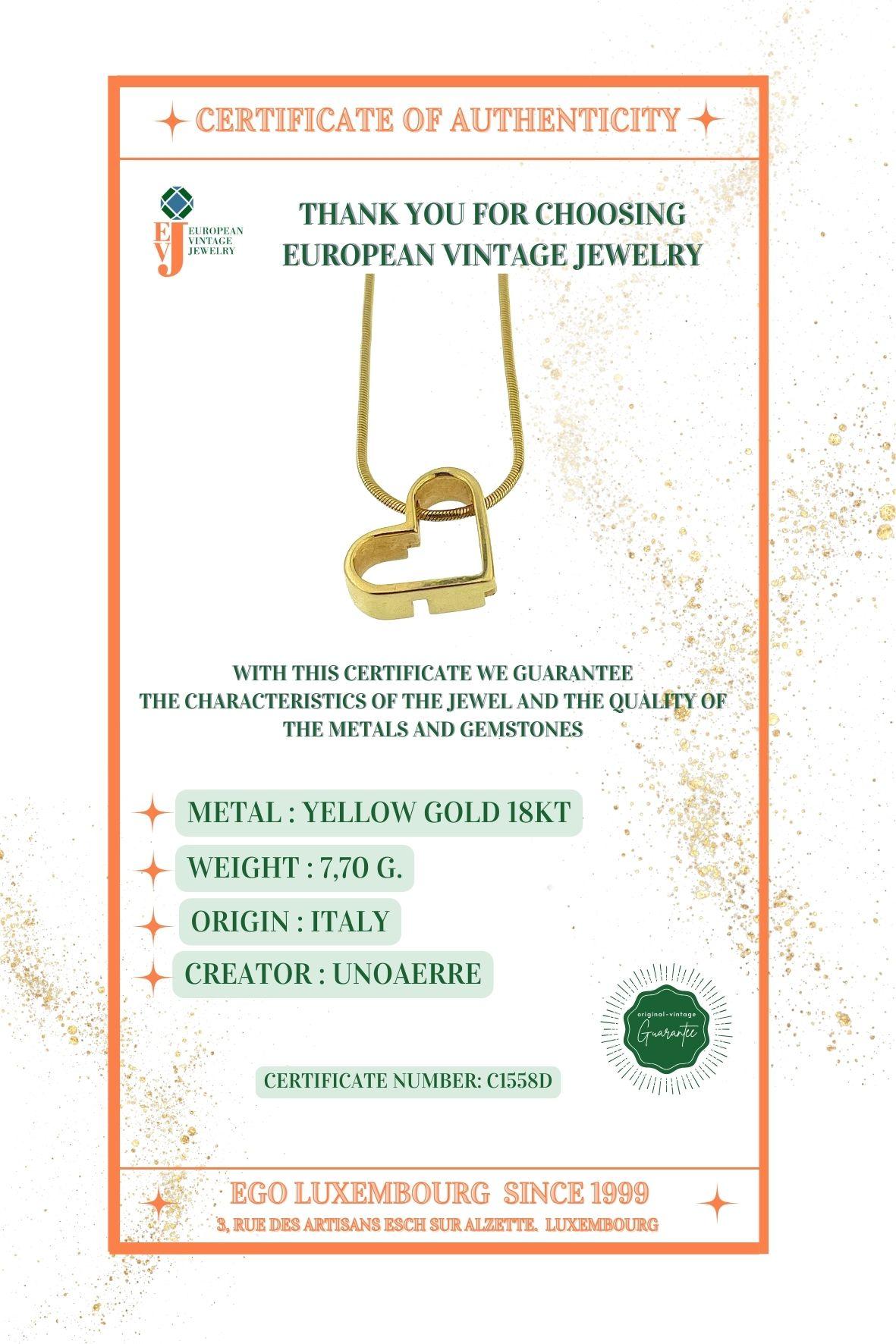 UnoAErre Yellow Gold Necklace with Heart Pendant For Sale 4