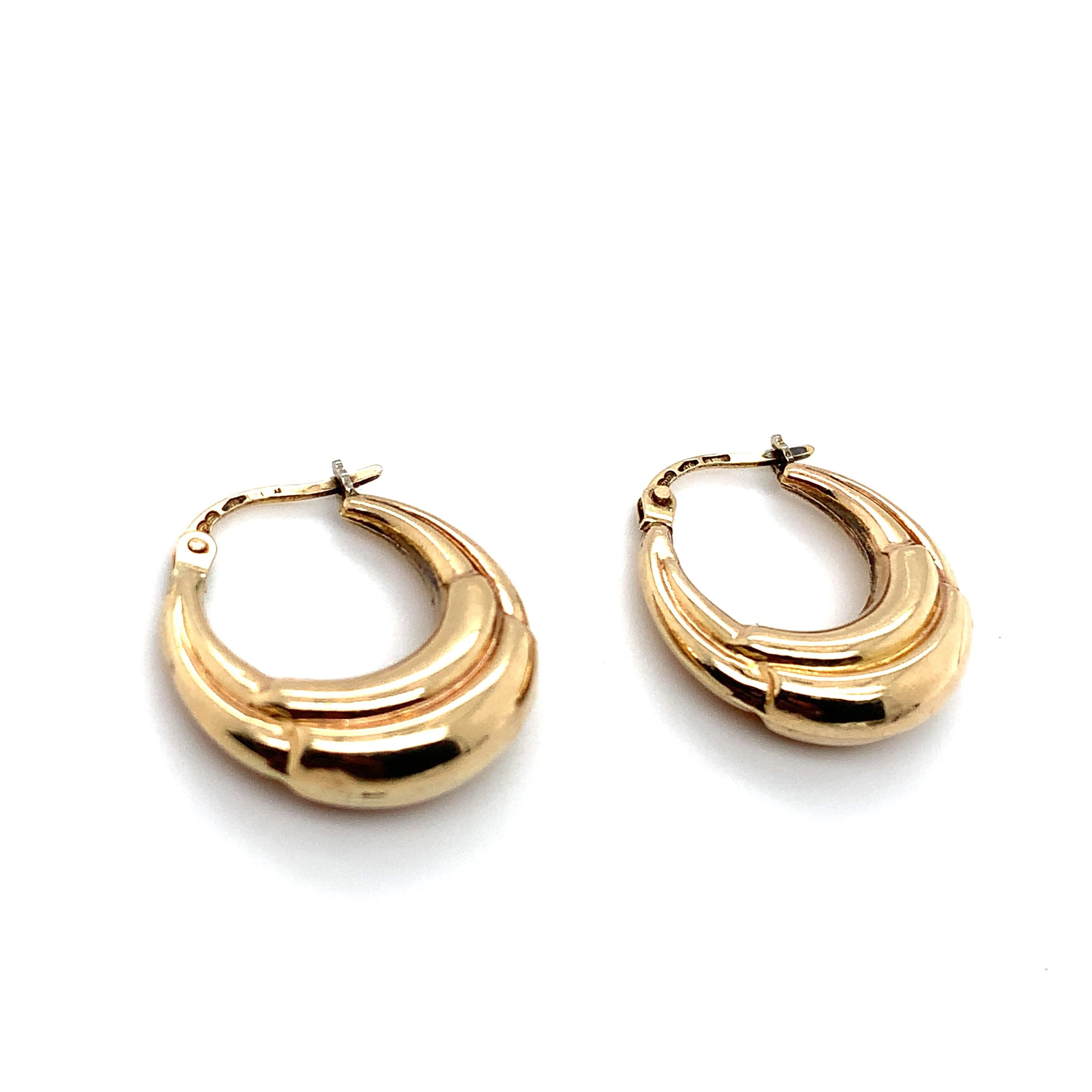 Unoaerre Gelbgold kleine klobige Ohrringe Italien im Angebot 2