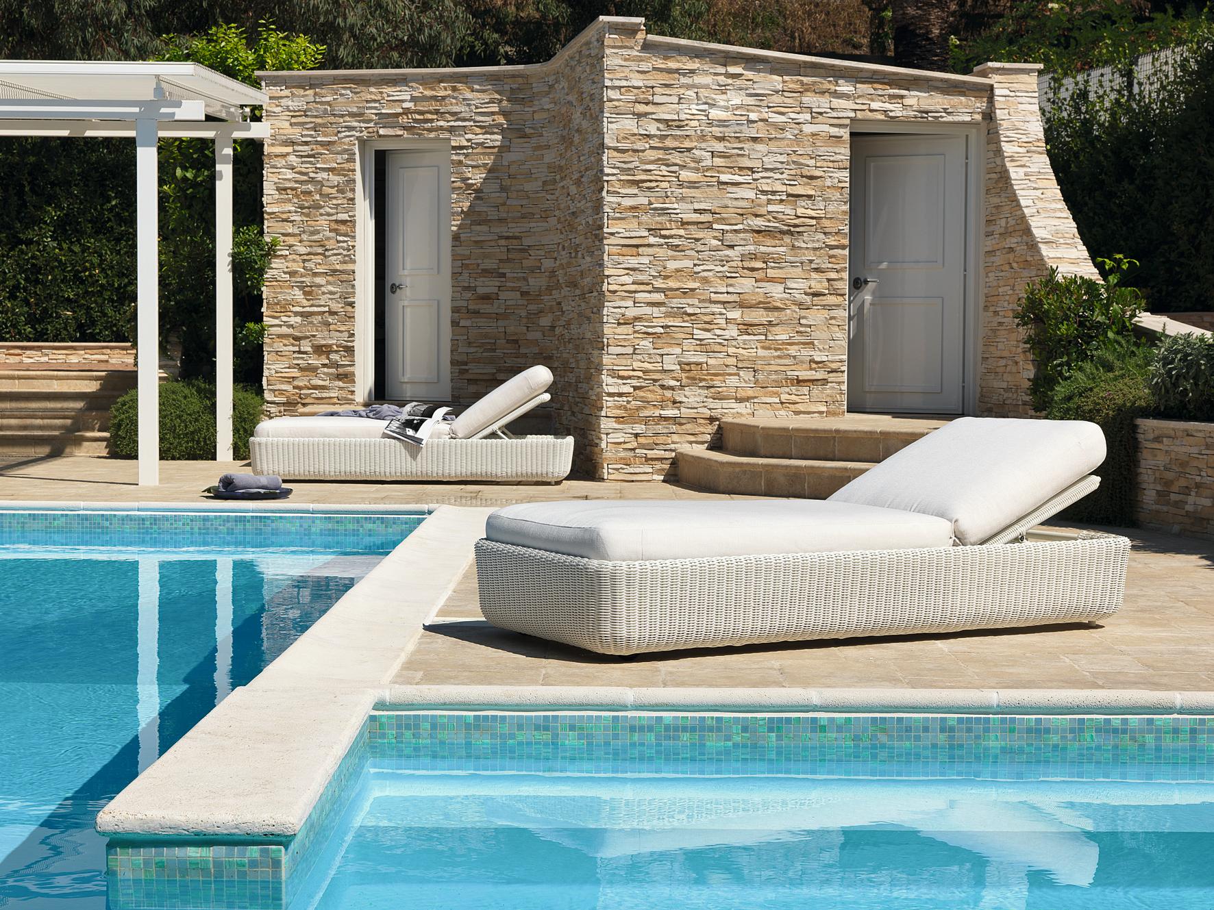 Unopiu' Agora Sunloungers Outdoor Collection For Sale 2