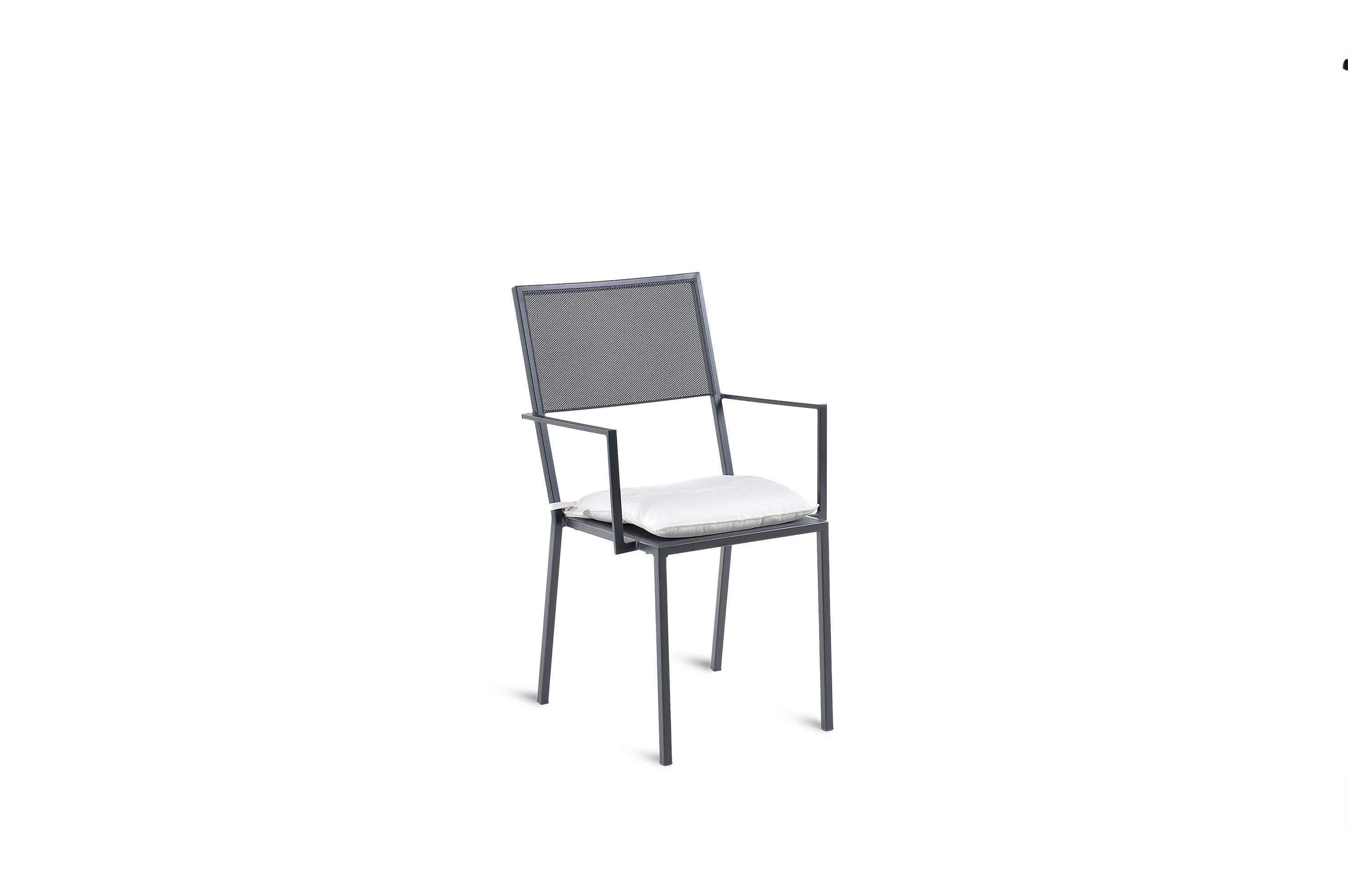 Unopiu' Conrad Chairs Outdoor Collection In New Condition For Sale In Brooklyn, NY