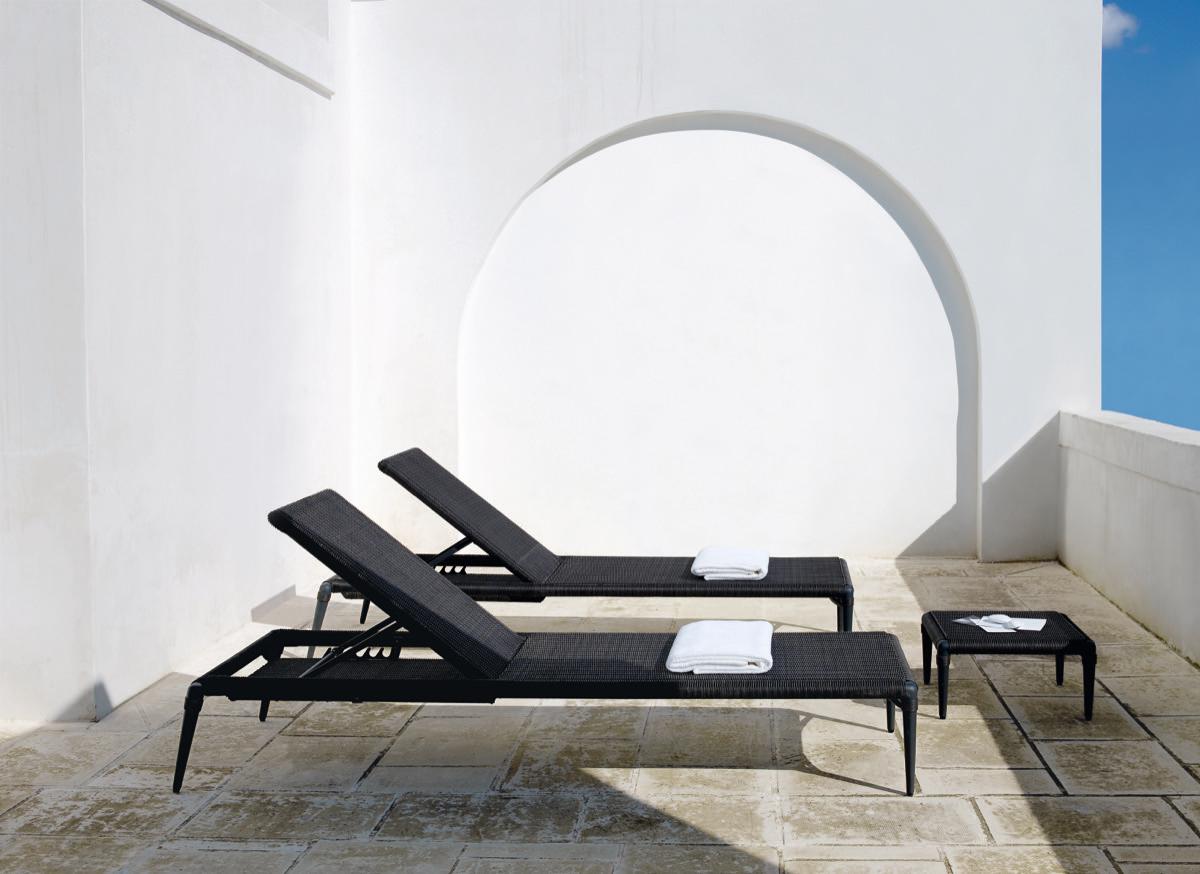 Italian Unopiu' Experience Sunlounger Outdoor Collection For Sale