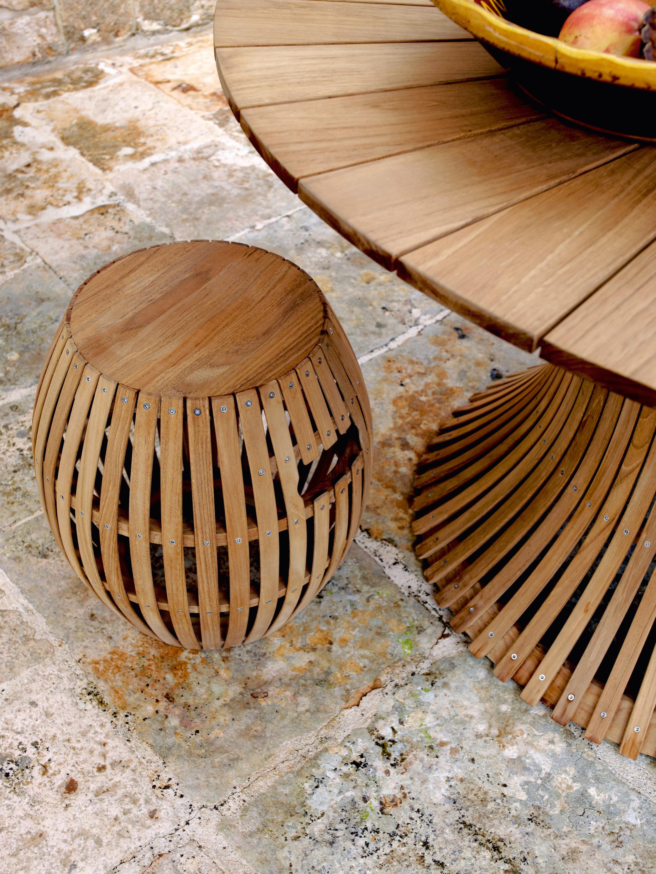 Italian Unopiu' Swing Stool Outdoor Collection For Sale