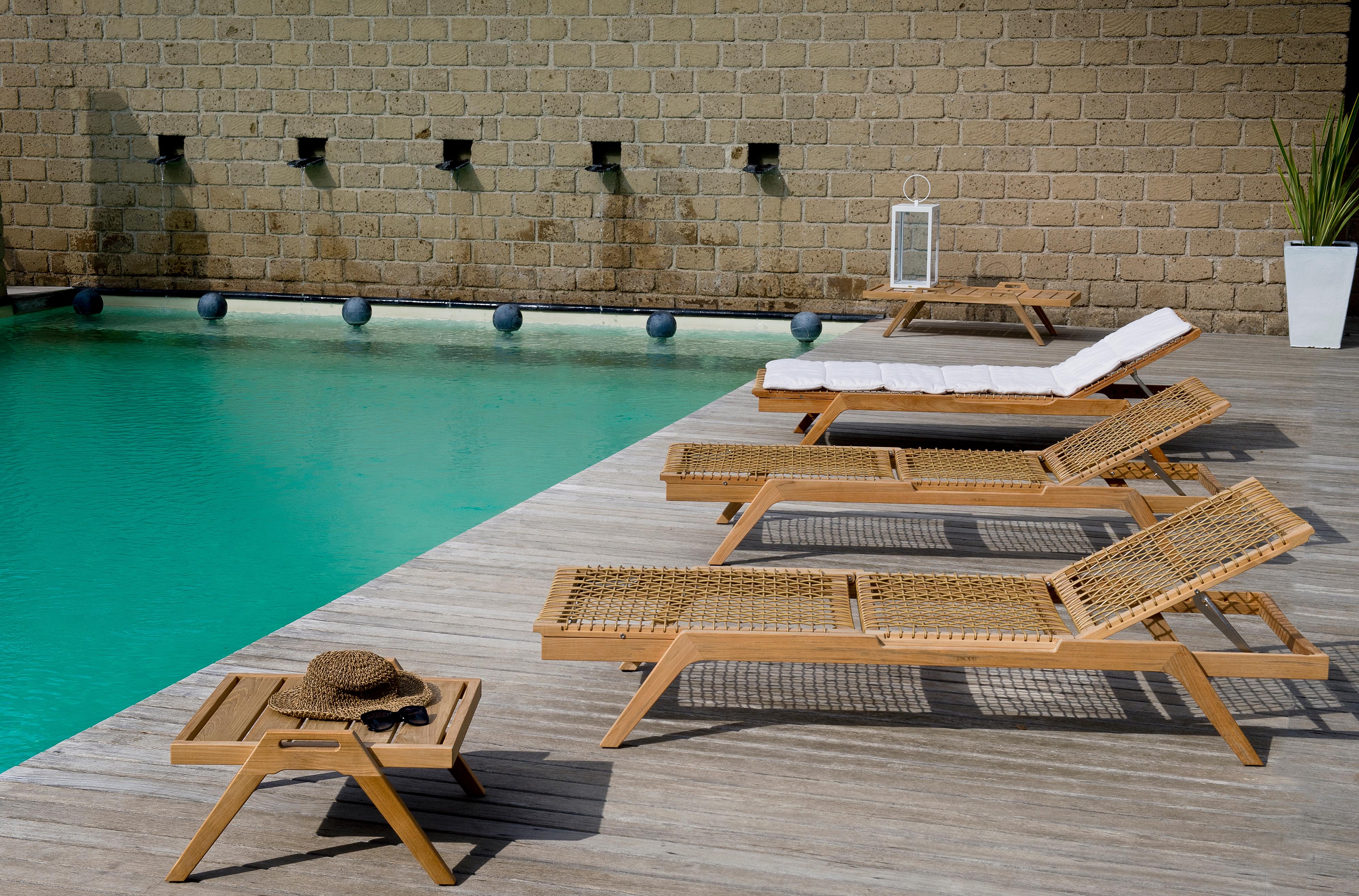 Contemporary Unopiu' Synthesis Sunlounger Outdoor Collection - IN STOCK For Sale