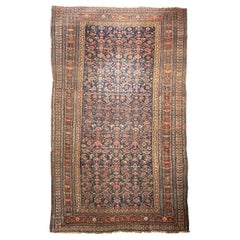 Alfombra de galería tribal kurda Halvai antigua e irreal, c. 1910