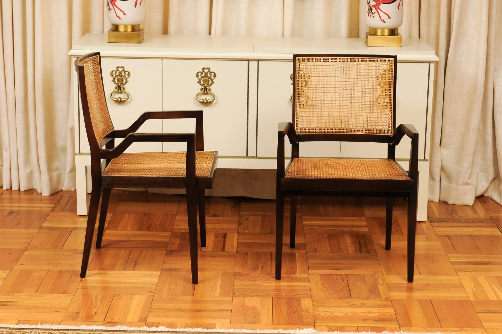 Canne Ensemble ingal de 8 chaises de salle  manger en rotin de Michael Taylor, datant d'environ 1960-assise en rotin en vente