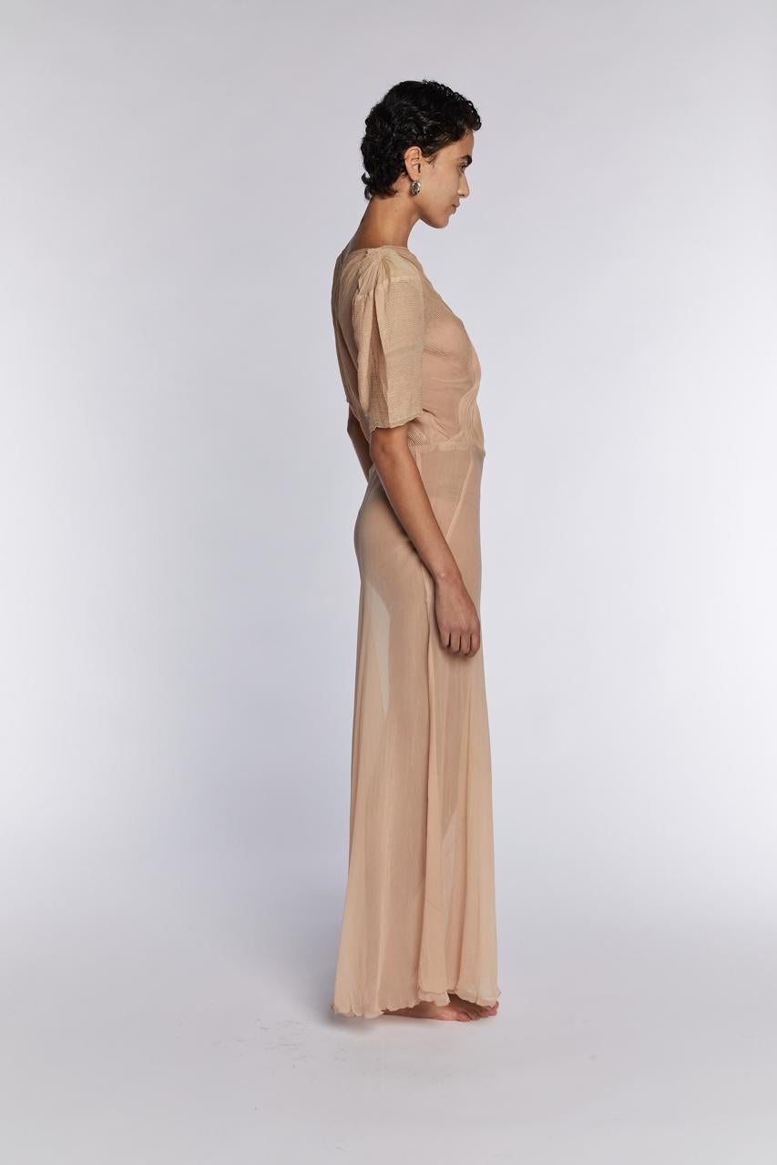 Robe en mousseline de soie blush non signée, années 1930 en vente 4