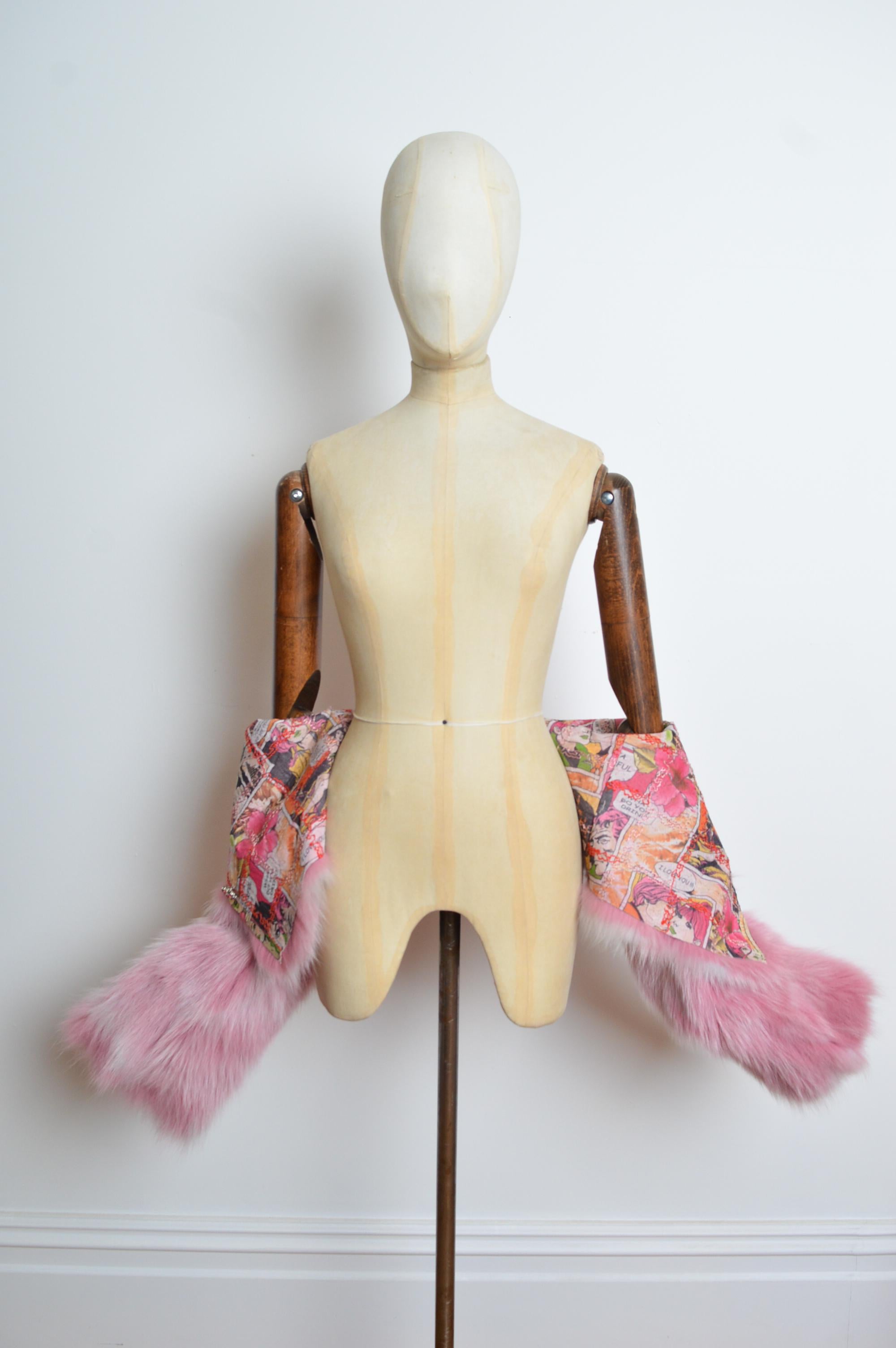 Unsigned Pink Animée Colourful Cartoon and Fox Fur two-way Jacket / Coat For Sale 15
