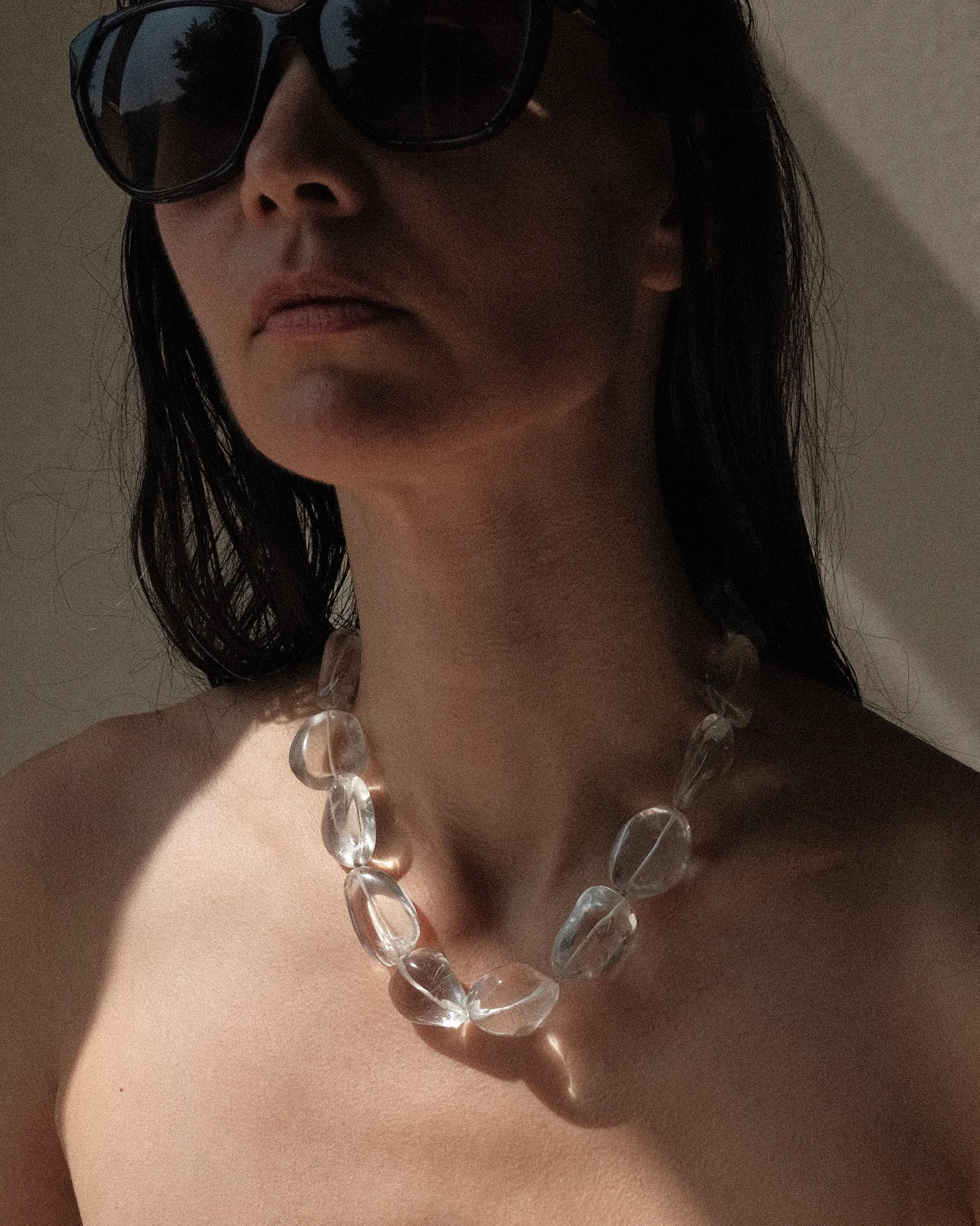 Unsigned Polished Rock Crystal Pebble Necklace Choker For Sale 1