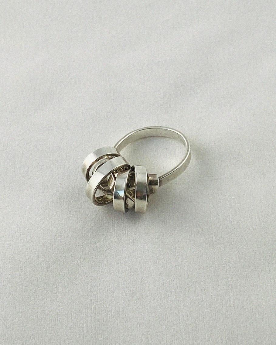 Unsigned Sterling Silver Coil Ring Size 6 For Sale 4