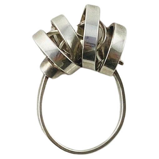 Unsigned Sterling Silver Coil Ring Size 6 For Sale