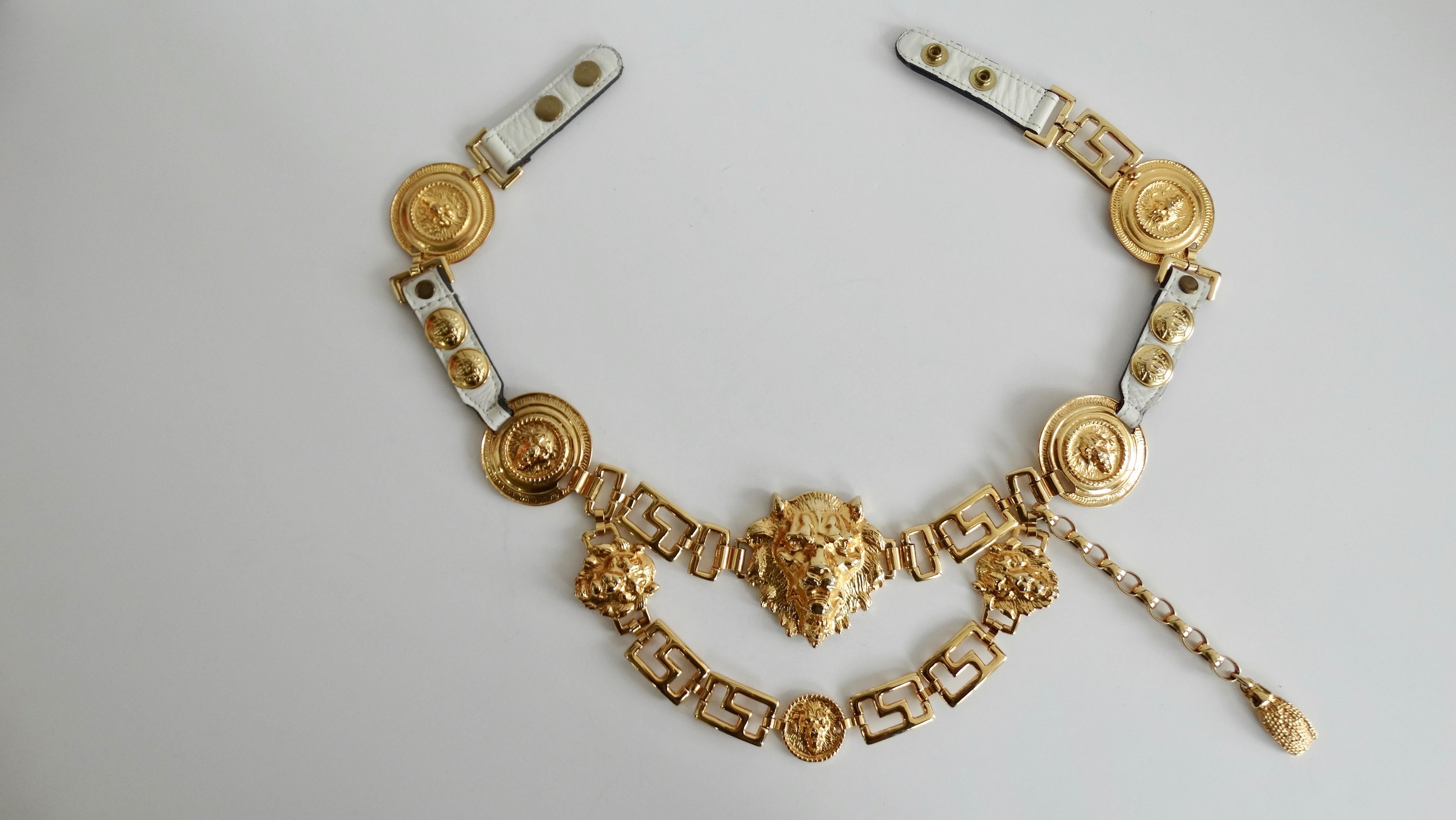 Unsigned Versace Lion Head Drop Chain Belt circa 1980’s In Good Condition In Scottsdale, AZ