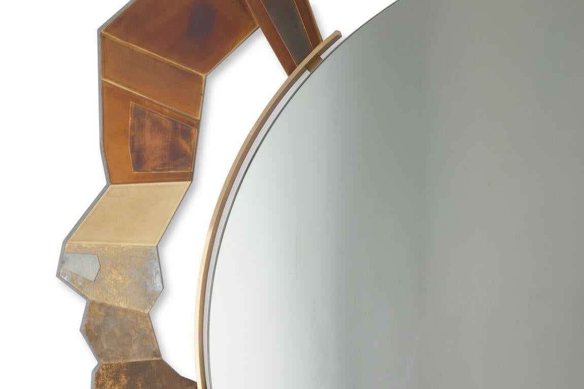 Spiegel aus unstrukturierter Bronze und oxidiertem Messing. Zeitgenössisch. im Zustand „Hervorragend“ im Angebot in Saint-Ouen, FR