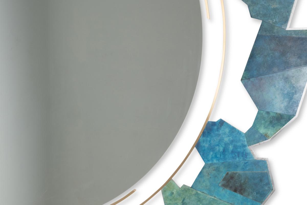 Unstructured bronze and oxidized brass mirror. Contemporary. Bronce en venta