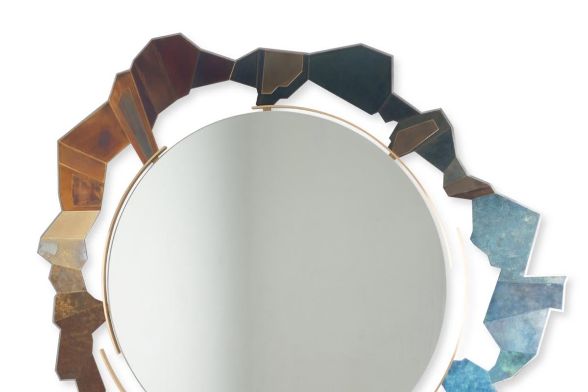 Unstructured bronze and oxidized brass mirror. Contemporary. en venta 2