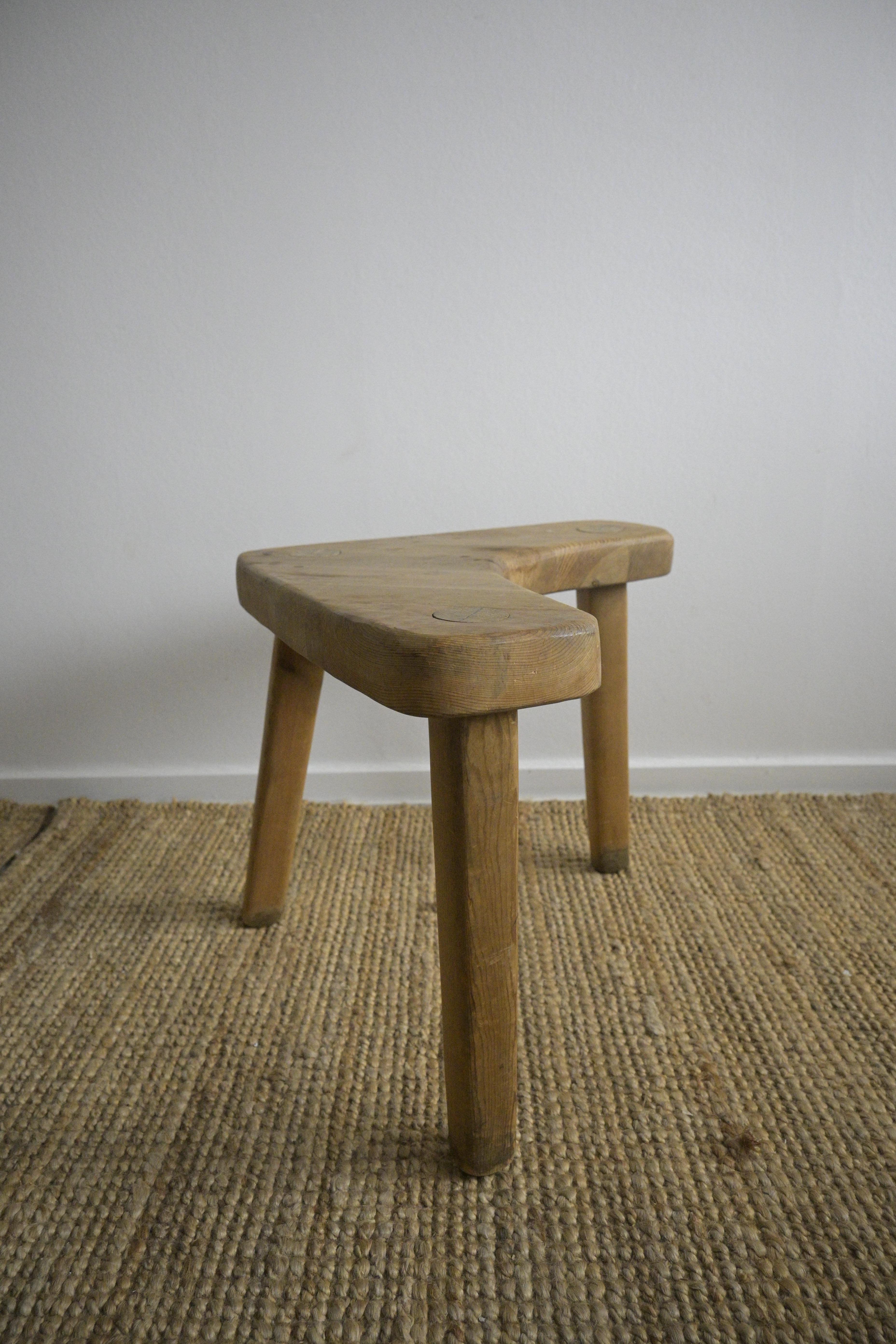 20th Century Unsymmetric Pine Stool or Side Table by Stig Sandqvist, Vemdalen, Sweden 1950s For Sale