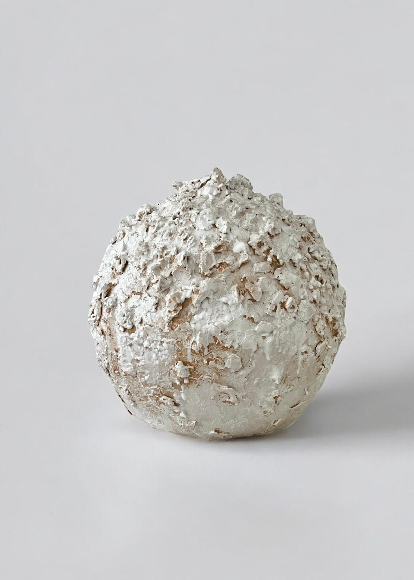 Steingutskulptur ohne Titel aus dem Jahr 19 von Laura Pasquino (Postmoderne) im Angebot