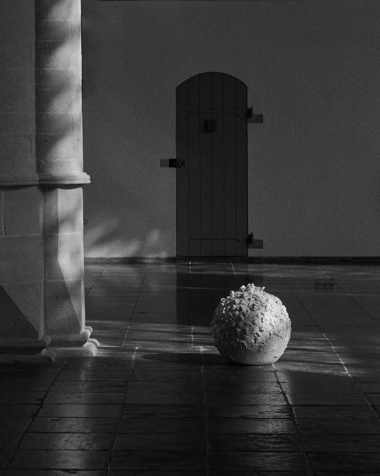 Steingutskulptur ohne Titel aus dem Jahr 19 von Laura Pasquino (21. Jahrhundert und zeitgenössisch) im Angebot