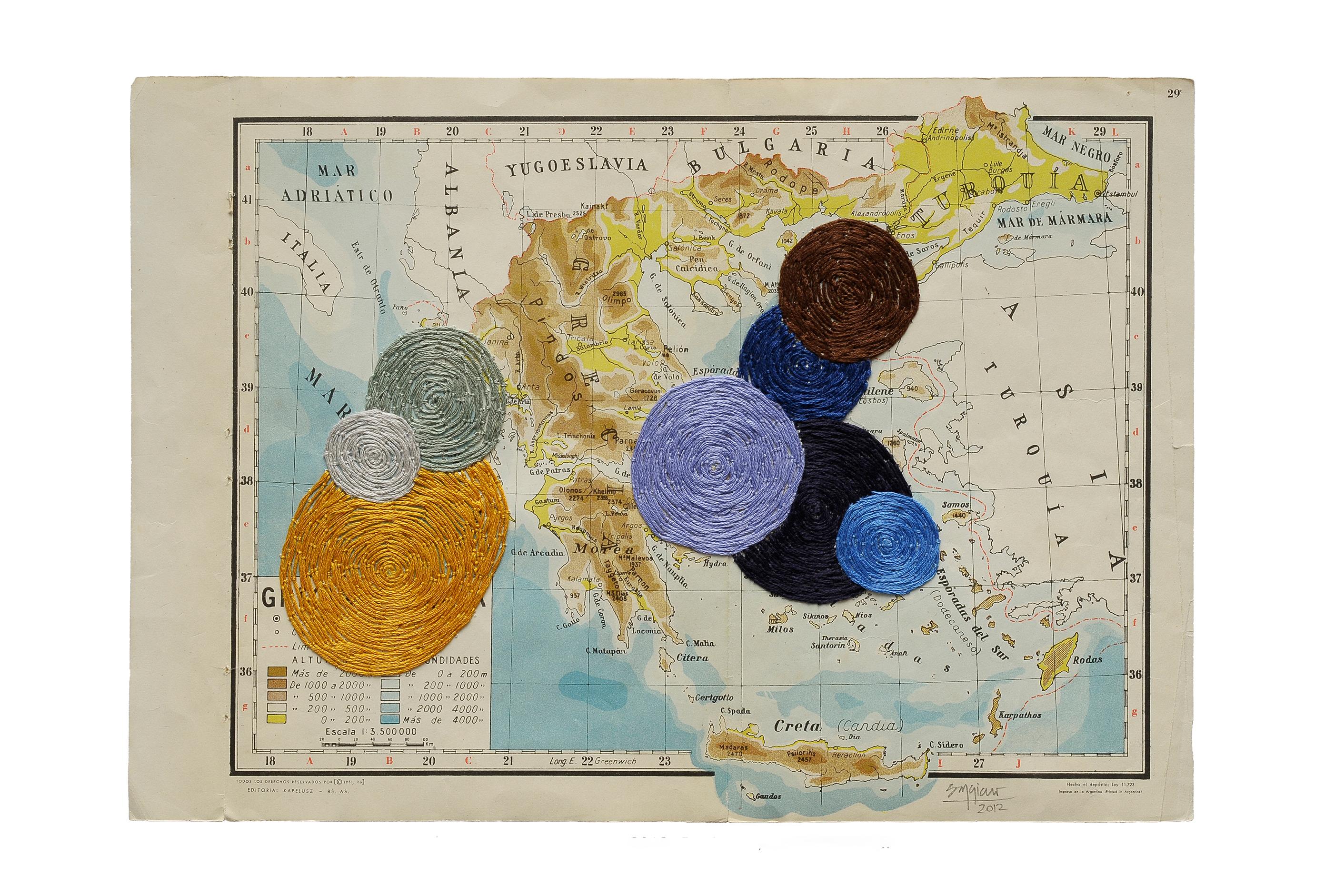 Estetismo Dittico senza titolo, ricamo a mano su carta. Dalla serie Cartografía in vendita