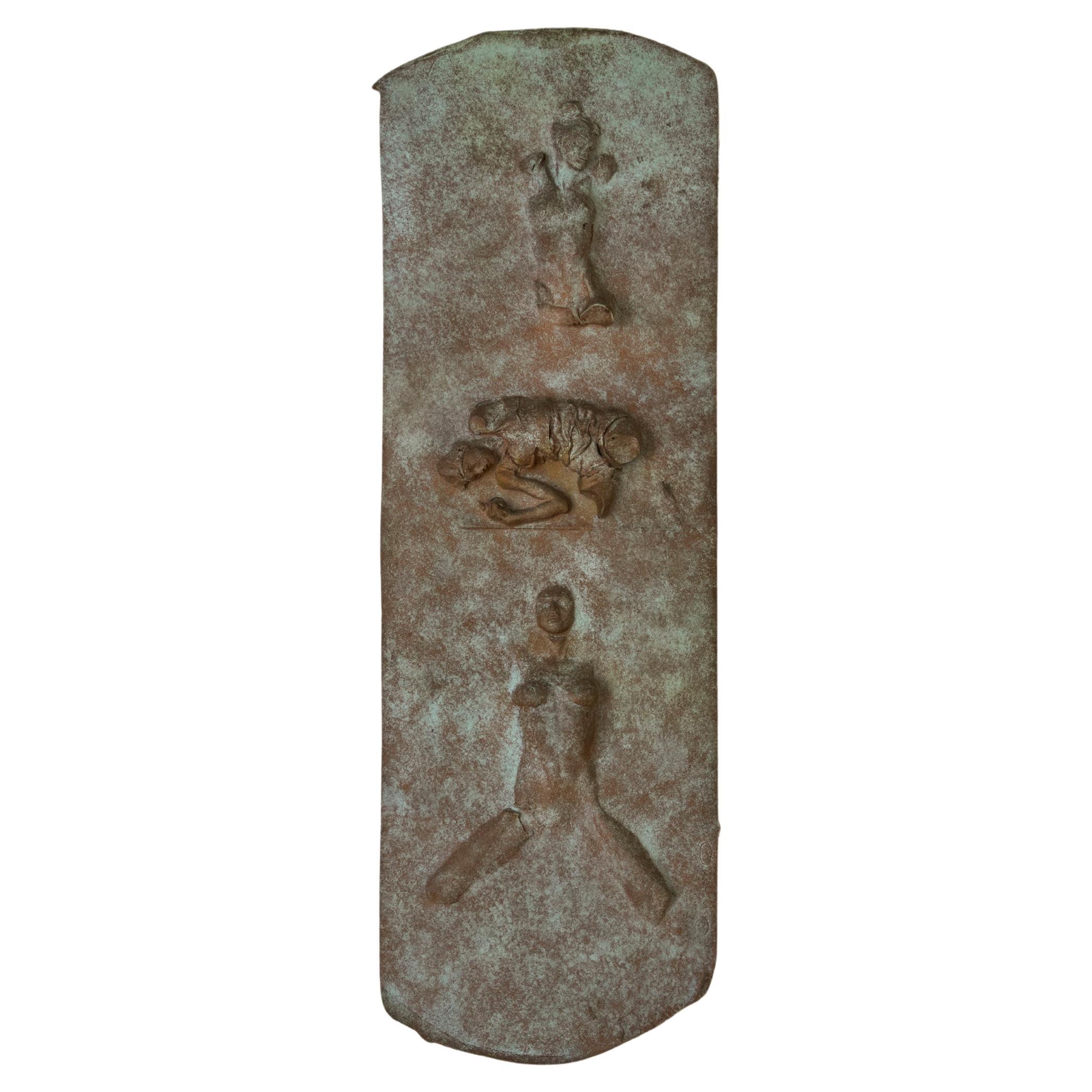 Scultura da parete in rame patinato senza titolo di Robert Graham in vendita
