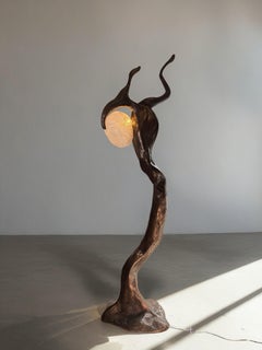 Lámpara de pie escultórica Untitled II de Aeny Studio