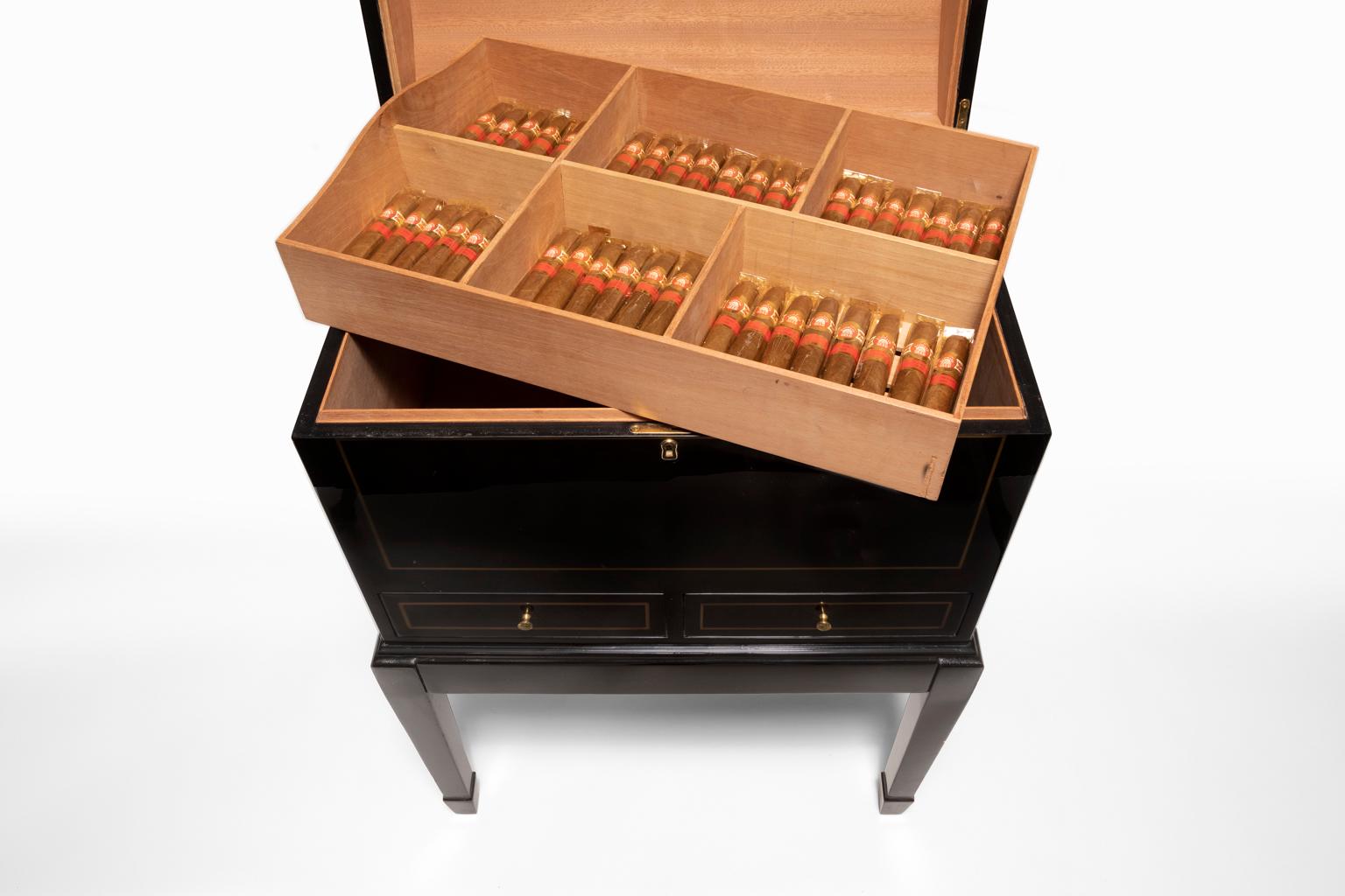 Montecristo Custom Humidor  by Jose Seijas Tabacalera D Garcia LTD. Limited Ed 2