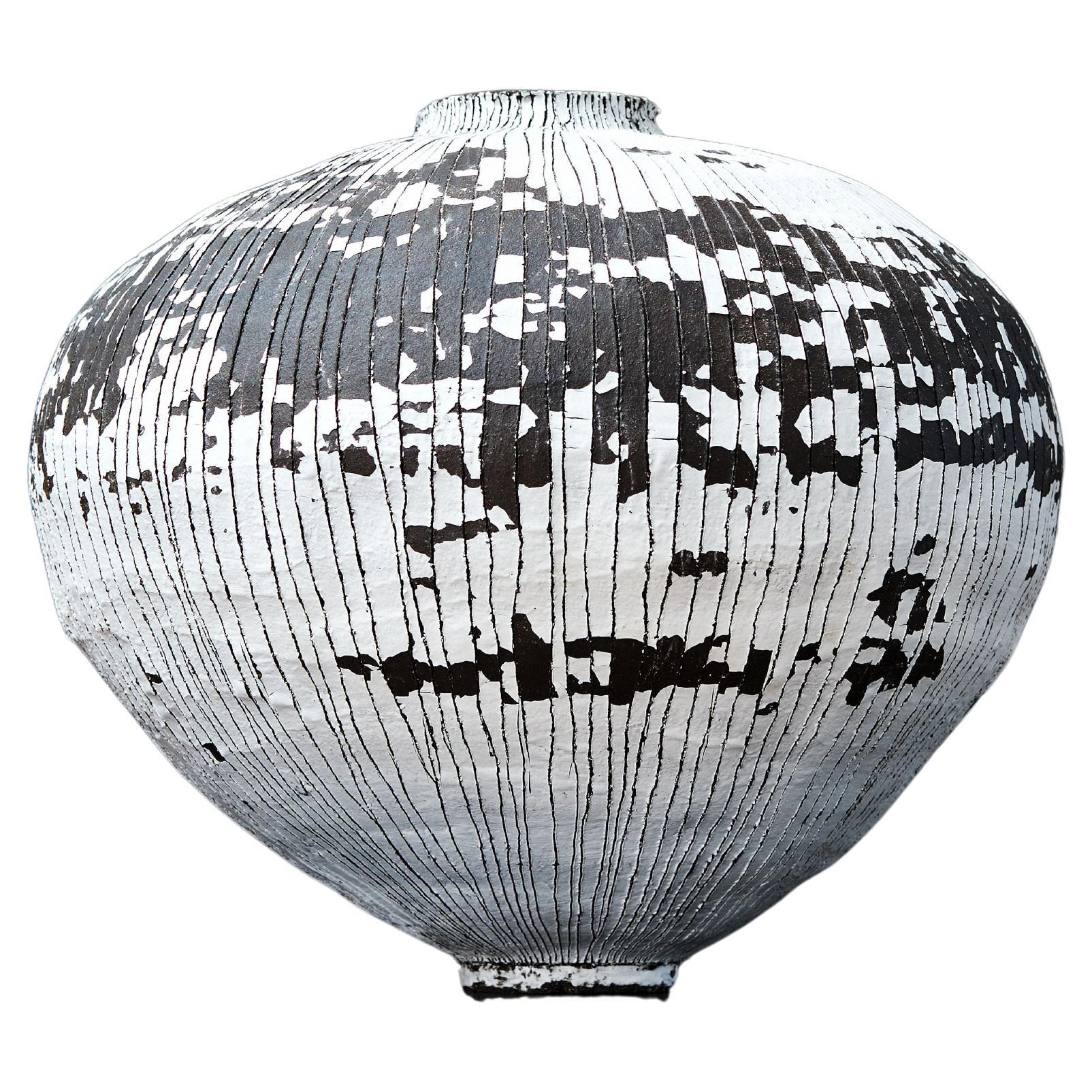 Vase ohne Titel Nr. 47 von Marea Hildebrand