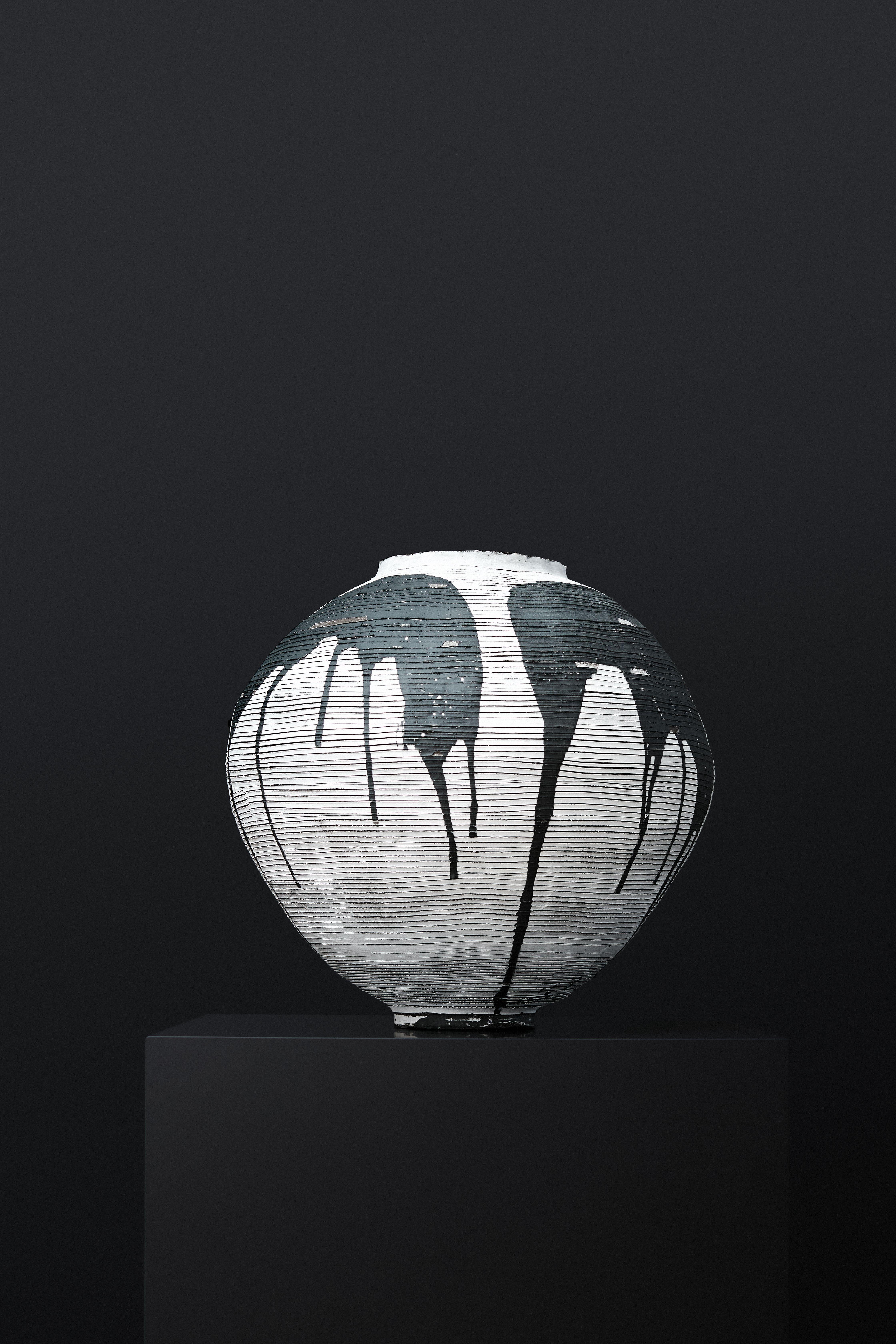 Post-Modern Untitled No. 51 Vase by Marea Hildebrand For Sale