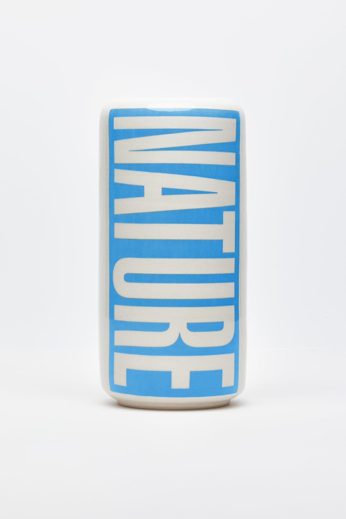 Smaltato Vaso senza titolo di Barbara Kruger in vendita
