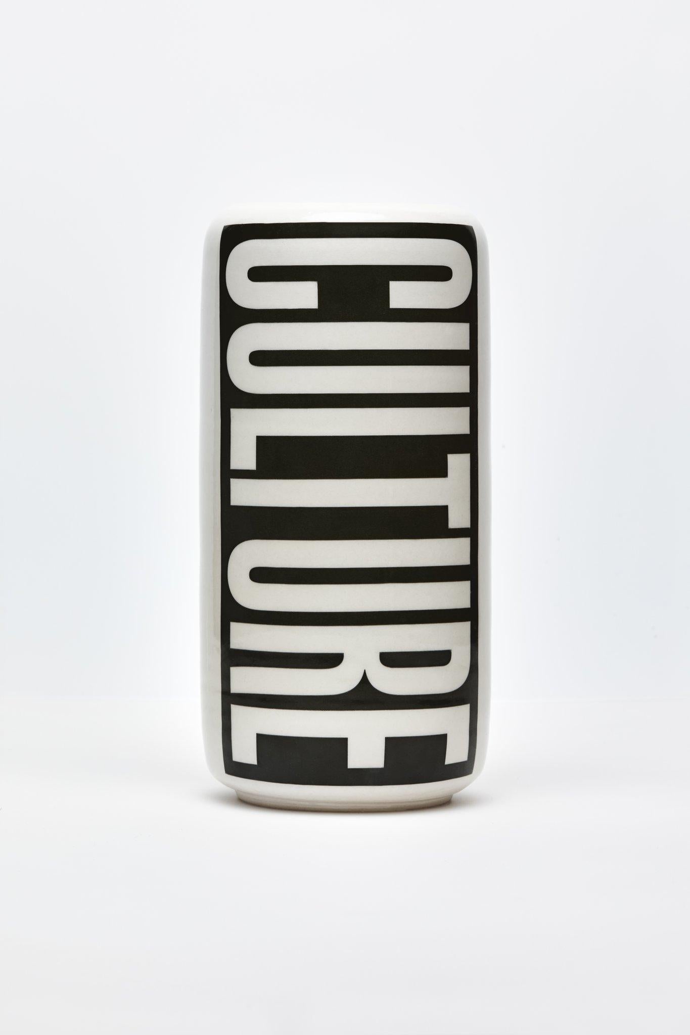 Vaso senza titolo di Barbara Kruger In condizioni Nuovo in vendita a Jersey City, NJ