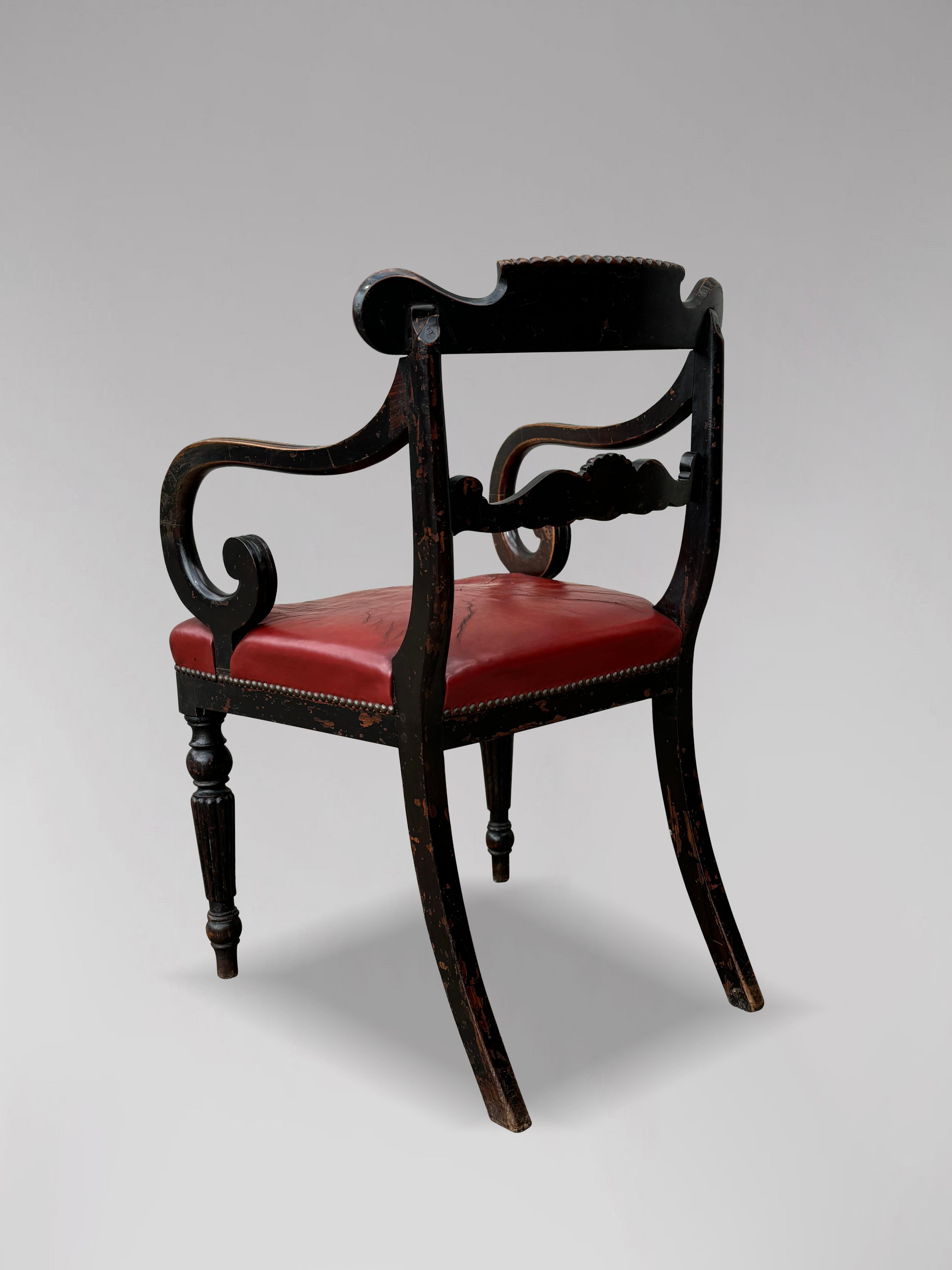 Untouched Early 19th Century Georgian Mahogany & Leather Armchair For Sale 1