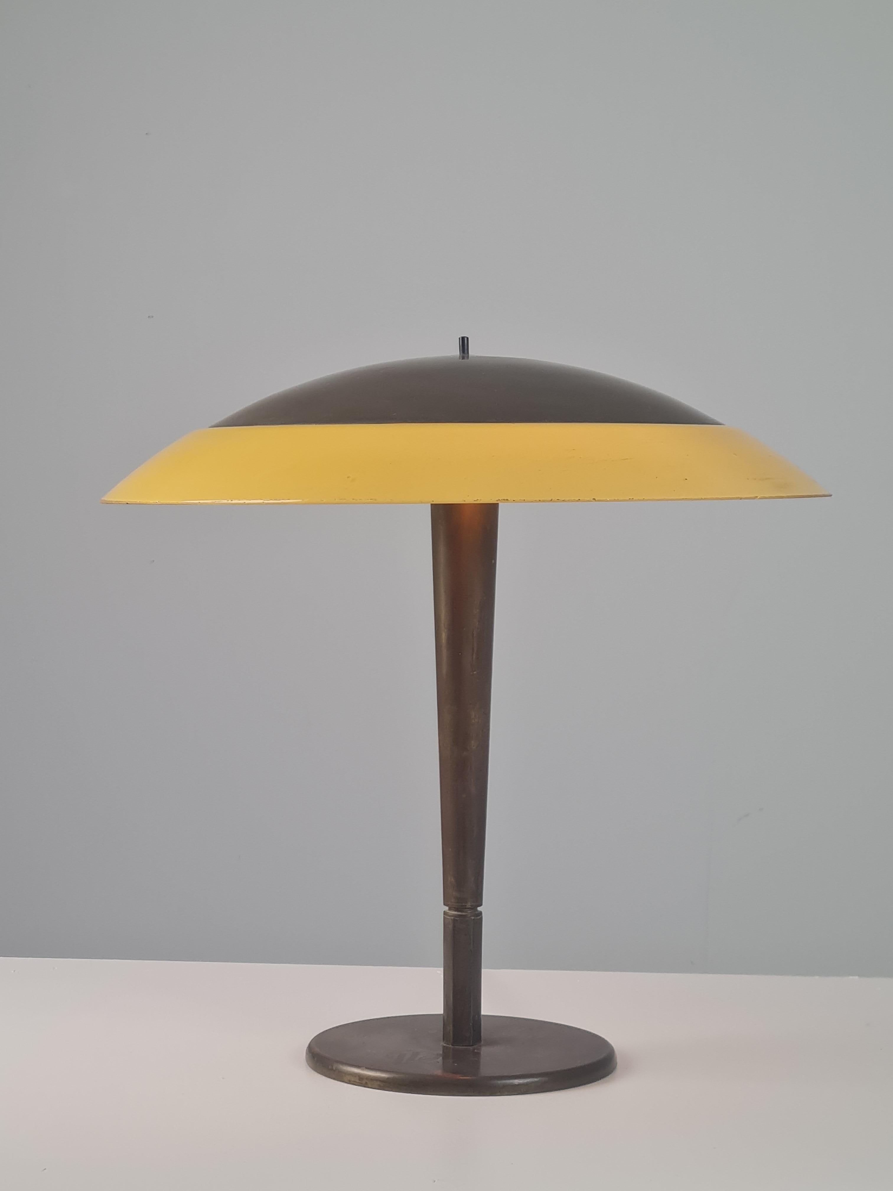 Lámpara de mesa tipo paraguas Paavo Tynell 'Intacta' Model 5061, Taito 1952-53 en venta 5