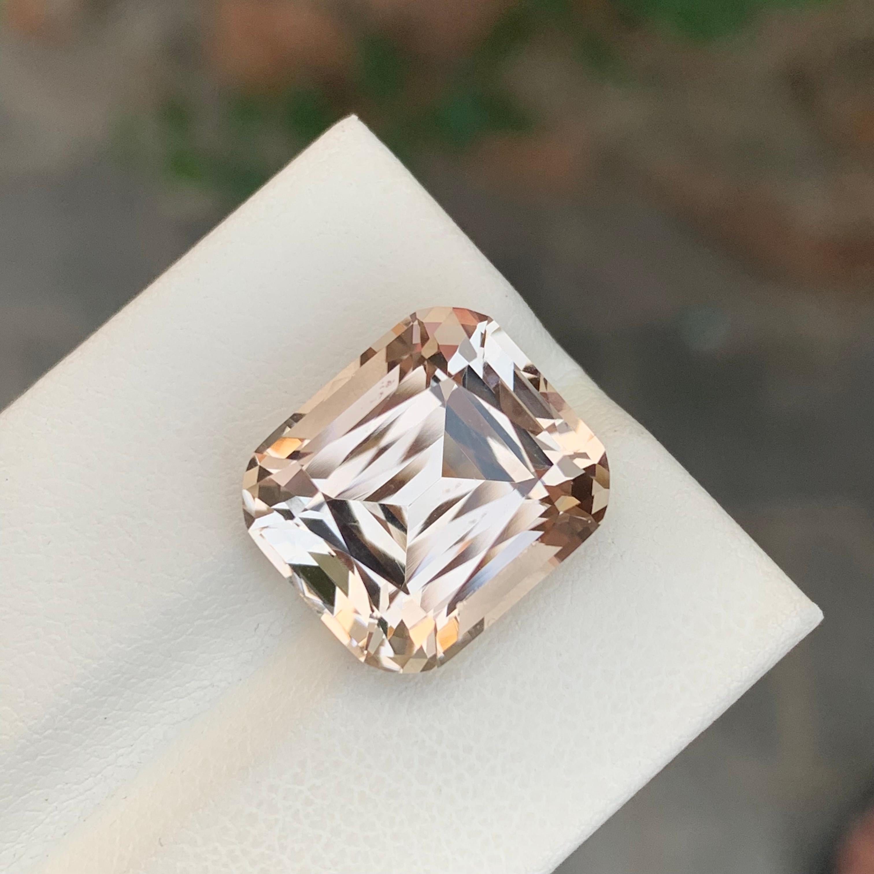 Topaze dorée non traitée 16,80 carats, taille coussin, en vrac en vente 6