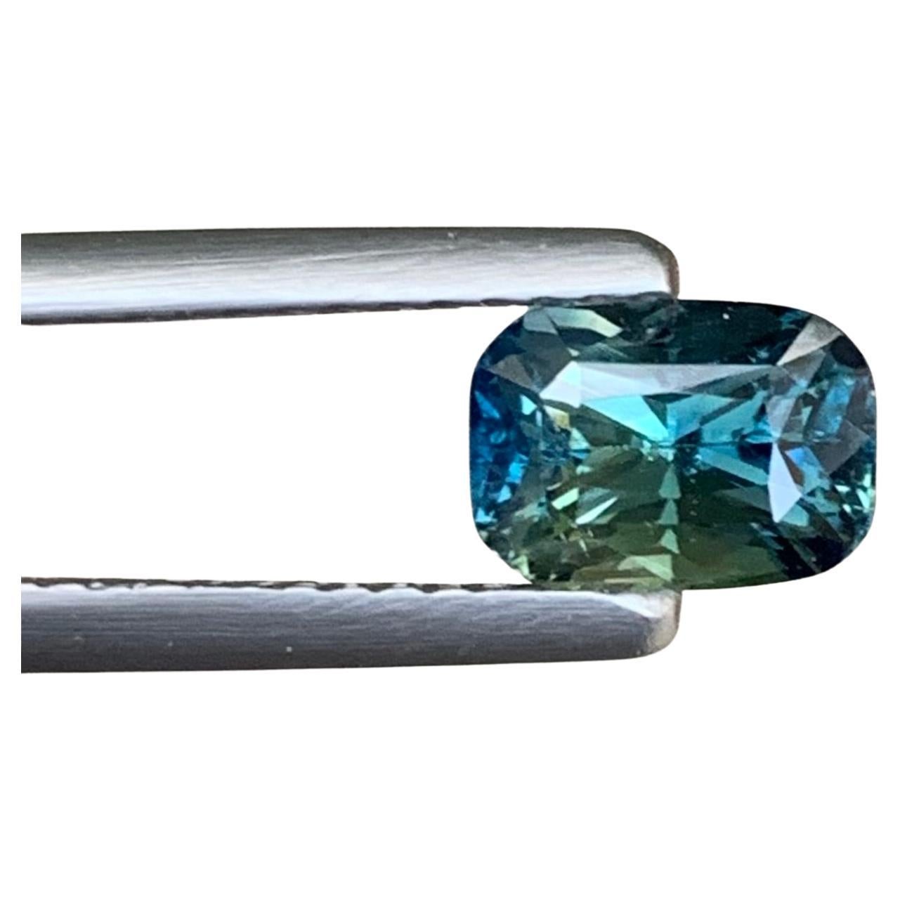 Unbehandelter zertifizierter 1,51 Karat natürlicher loser dreifarbiger Saphir aus Madagaskar
