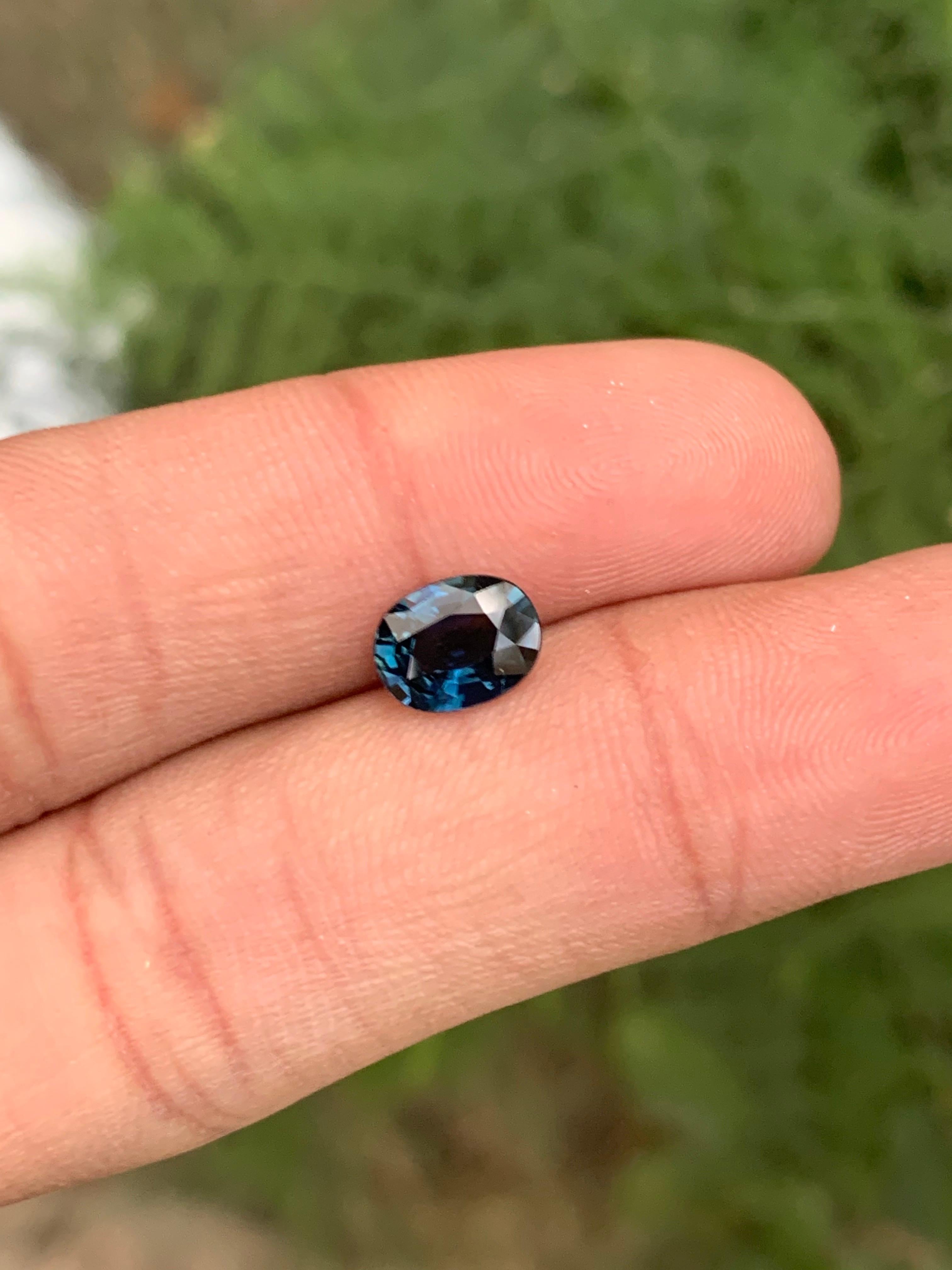 Unbehandelter zertifizierter 1,68 Karat natürlicher loser Saphir in ovaler Form Edelstein im Angebot 6