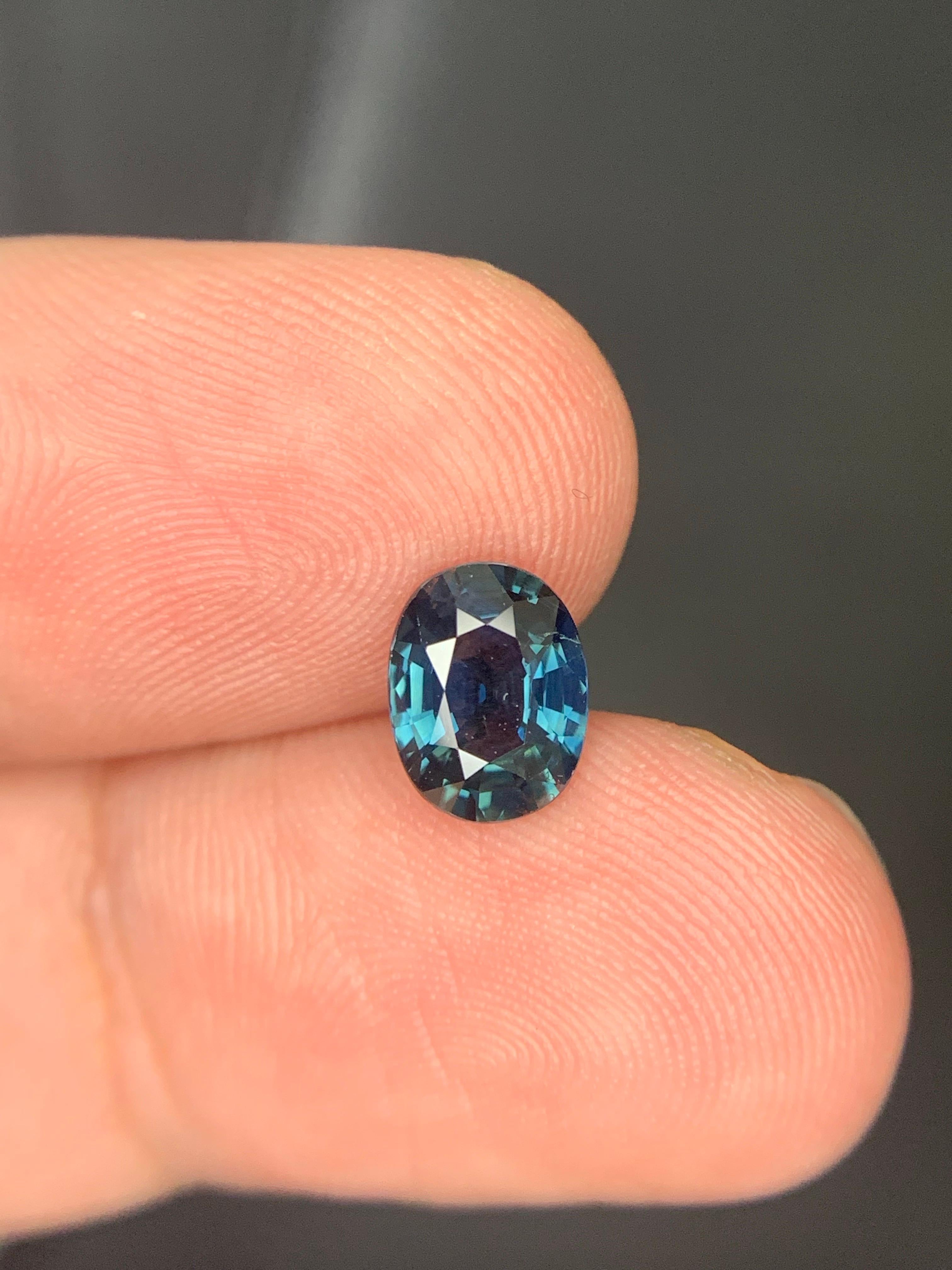 Unbehandelter zertifizierter 1,68 Karat natürlicher loser Saphir in ovaler Form Edelstein im Angebot 7
