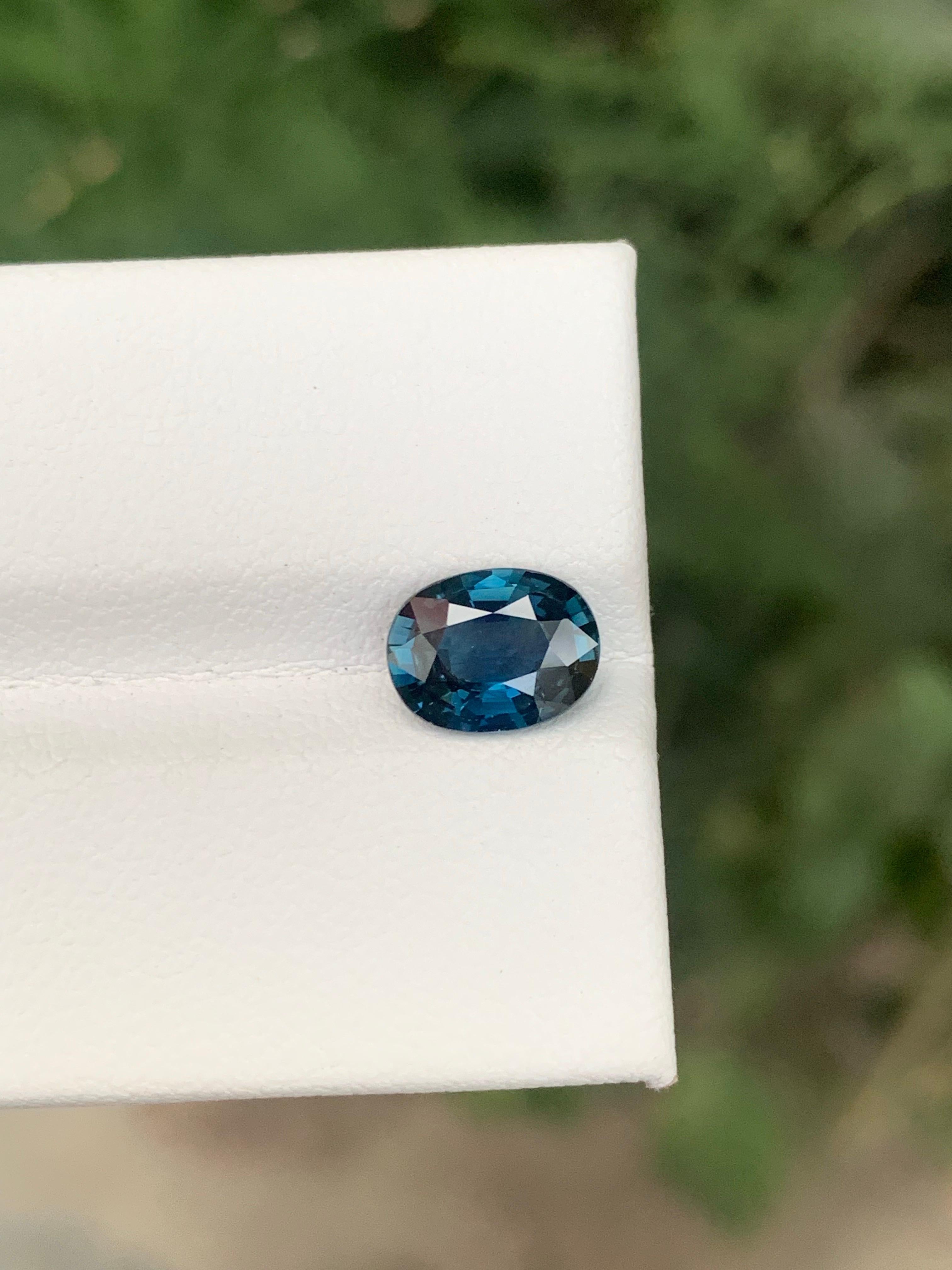 Loser Saphir

Gewicht: 1,68 Karat
Größen: 8.08 x 6.21 x 3.77 Mm
Herkunft: Madagaskar, Afrika
Die Form: Oval 
Farbe: Grünlich Blau 
Behandlung: Nicht
Zertifikat: AIG-Zertifikat verfügbar

Der Saphir, ein Edelstein von legendärer Schönheit und