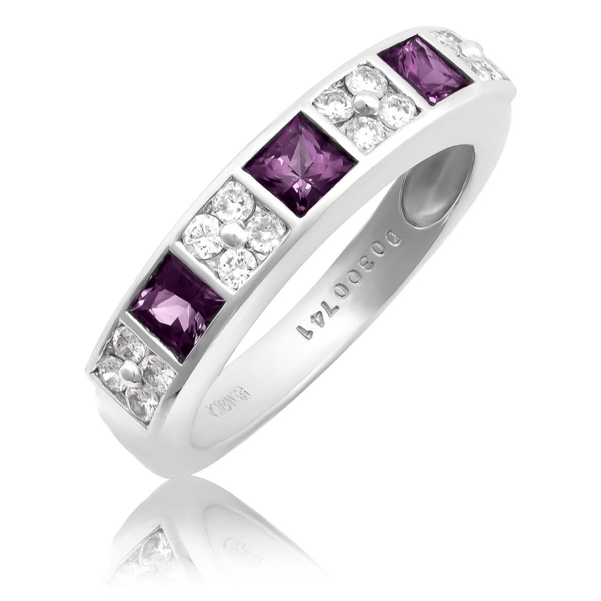 Taglio misto Pietra alessandrite di colore variabile non trattata da 0.74 carati in anello di platino con diamanti in vendita