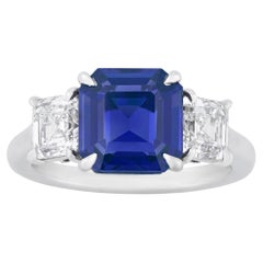 Untreated Kashmir Sapphire Ring, 3.32 Carats