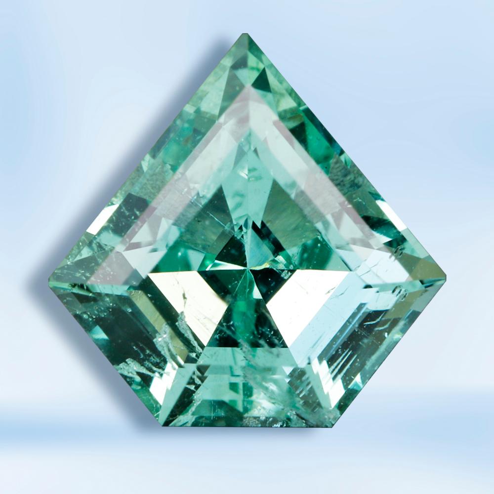 Introducing a captivating and exquisite piece of nature's beauty: the Untreated Emerald. This remarkable gemstone weighs an impressive 1.58 carats, making it a truly valuable and sought-after treasure.

The 1.58ct  Emerald holds a special allure