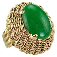 Untreated Oval Green Jadeite Ring 14 Karat Yellow Gold 15.2 Grams