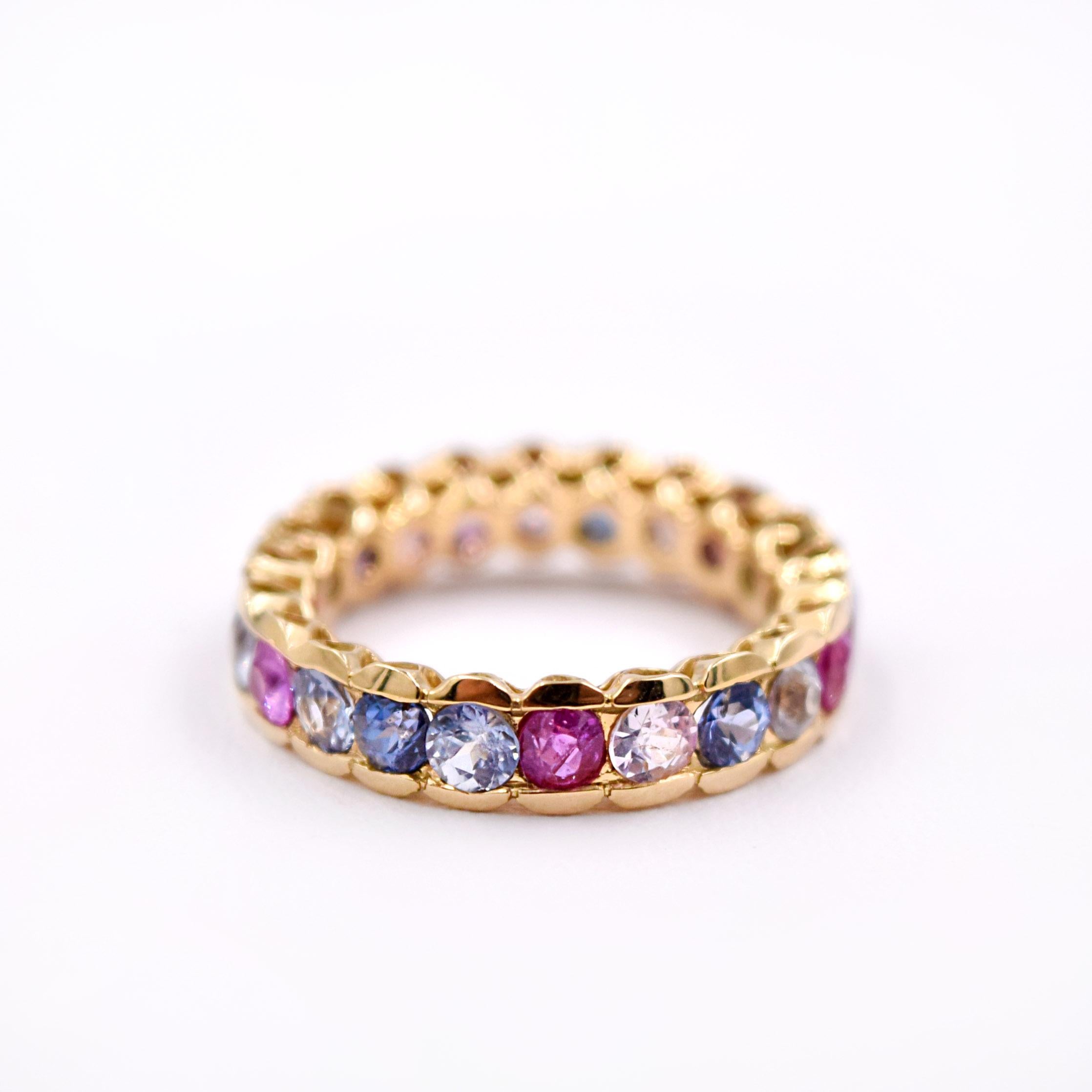 Contemporary Untreated Multicolored Sapphire and Ruby Cocktail Ring in 20 Karat Yellow Gold For Sale